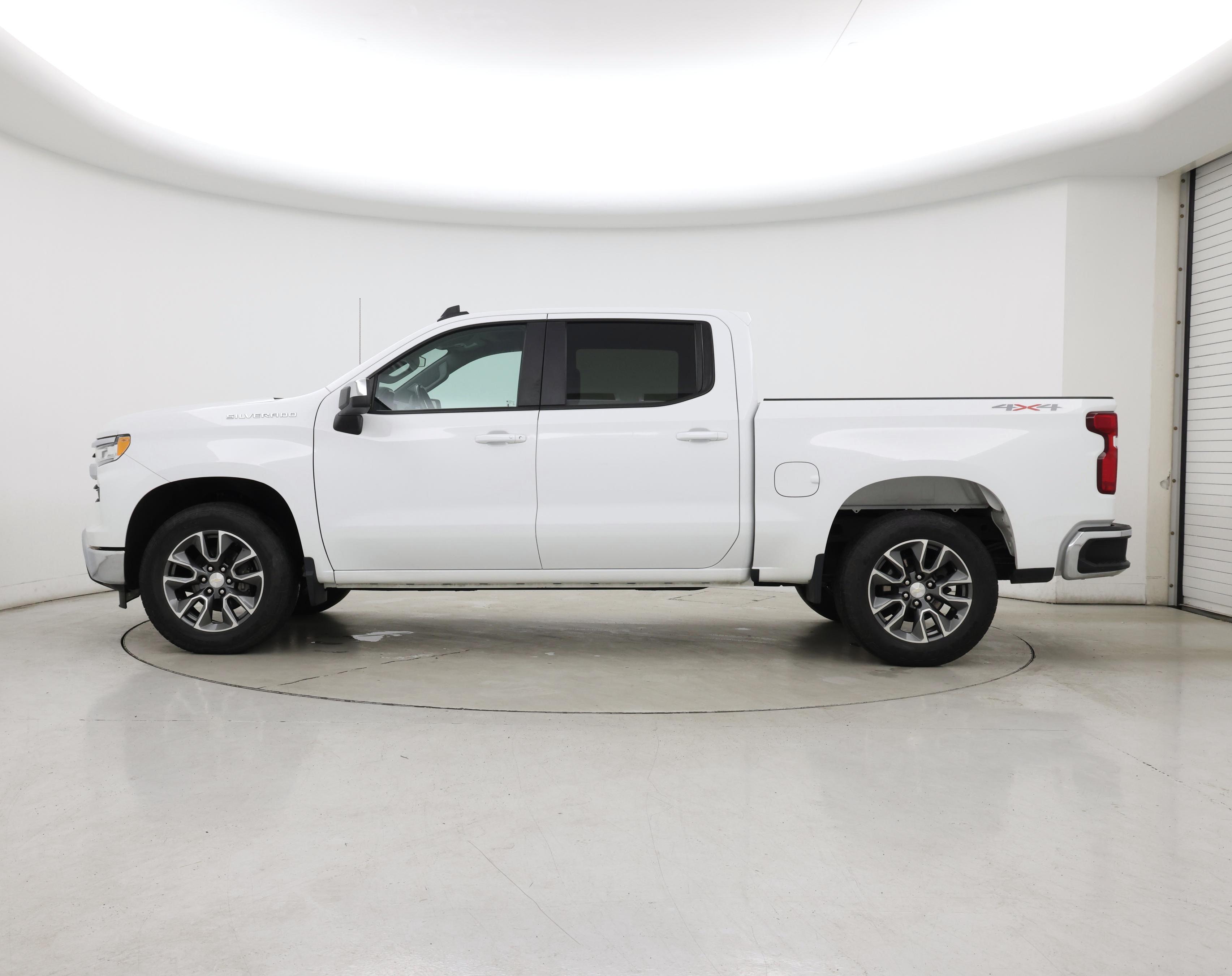 Thumbnail: 2022 Chevrolet Silverado 1500 - 3