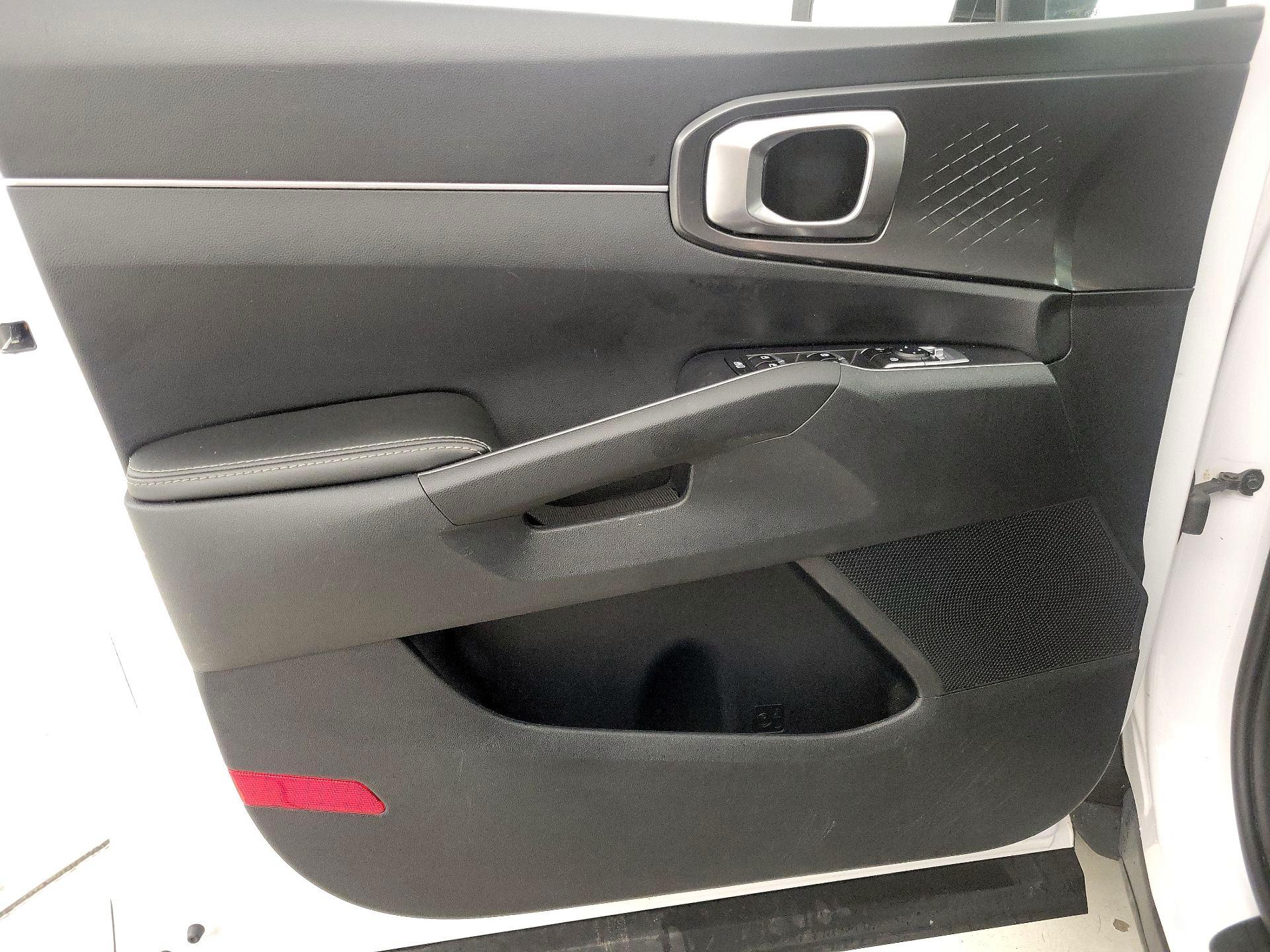 Thumbnail: 2024 Kia Sorento - 12