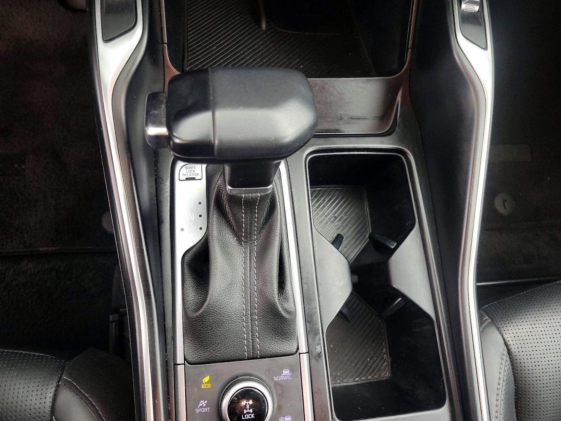 Thumbnail: 2024 Kia Sorento - 18