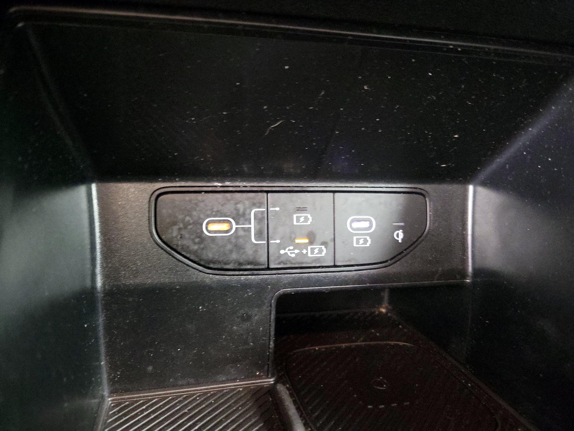 Thumbnail: 2024 Kia Sorento - 19