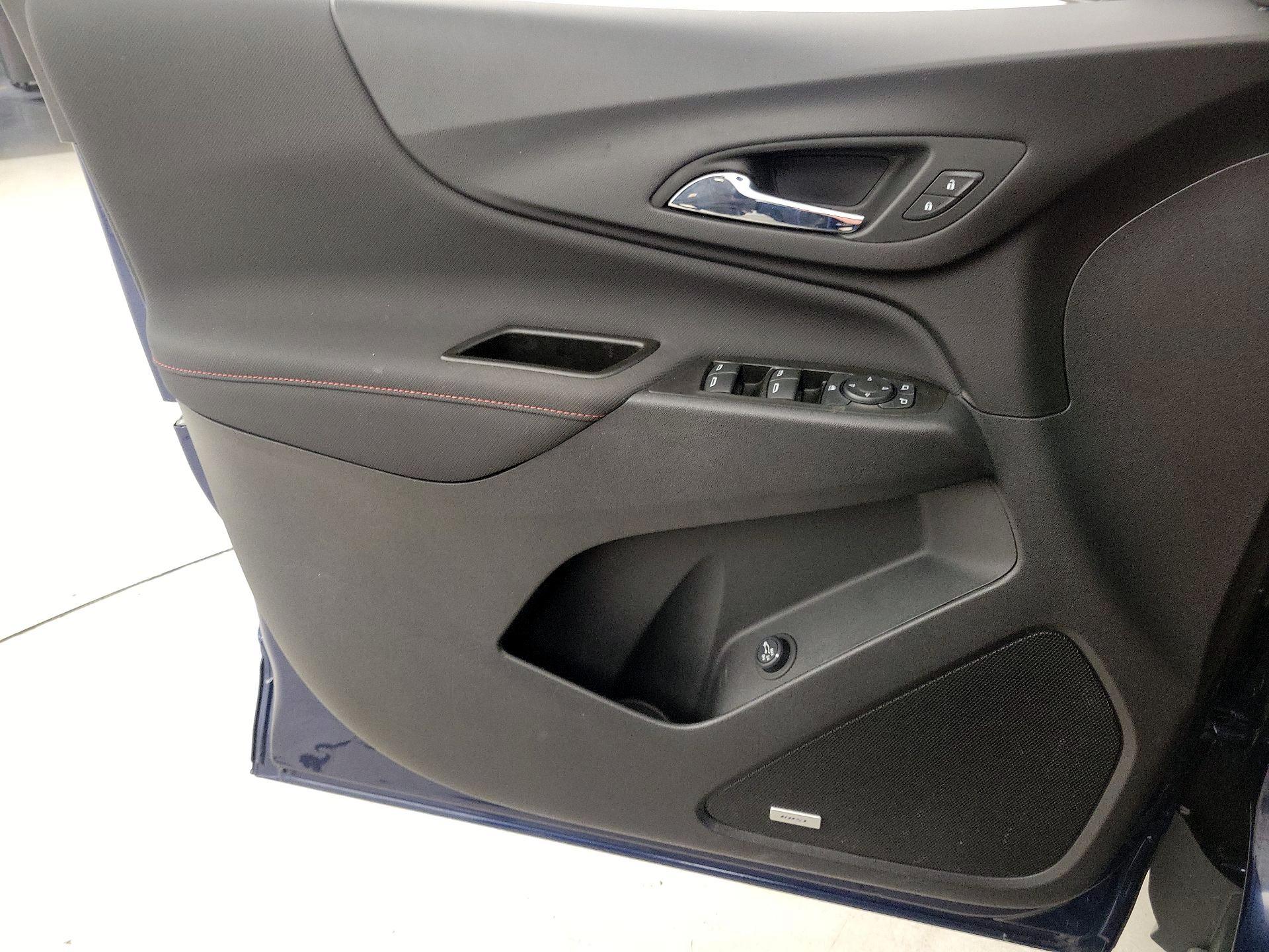 Thumbnail: 2022 Chevrolet Equinox - 12