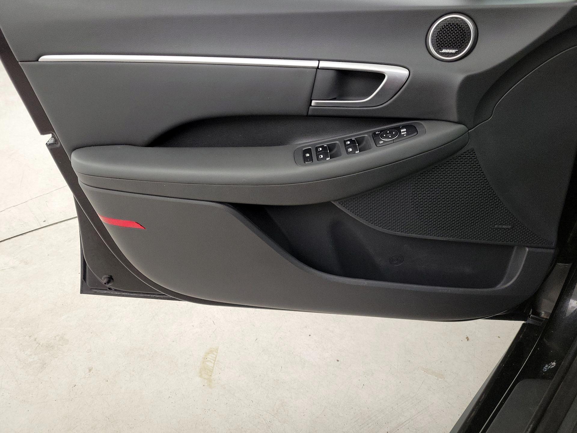 Thumbnail: 2021 Hyundai Sonata - 12