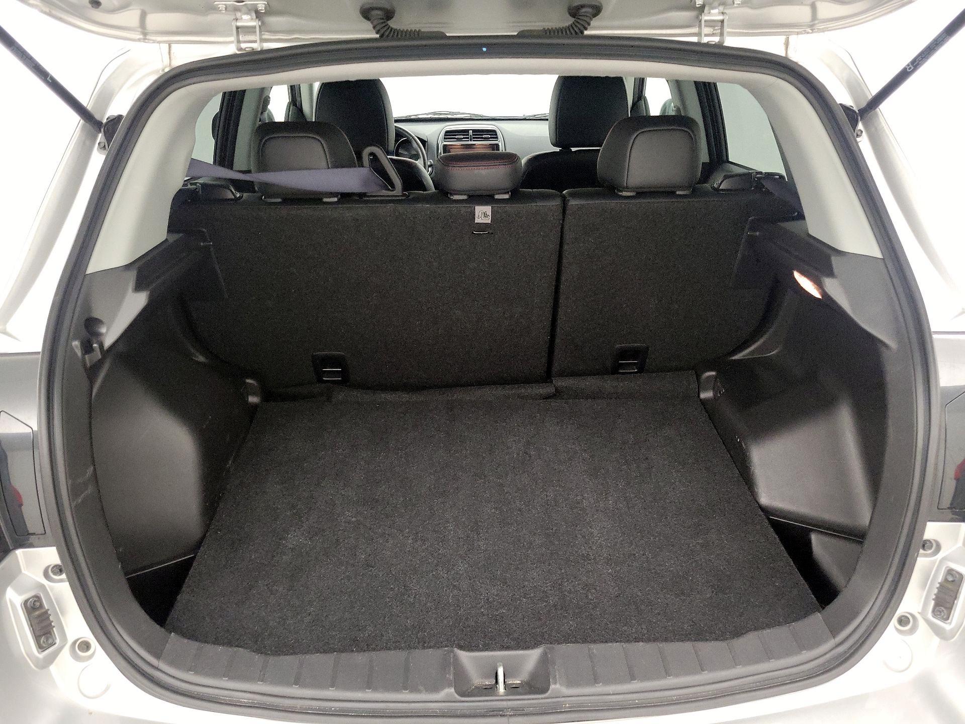 Thumbnail: 2024 Mitsubishi Outlander Sport - 20