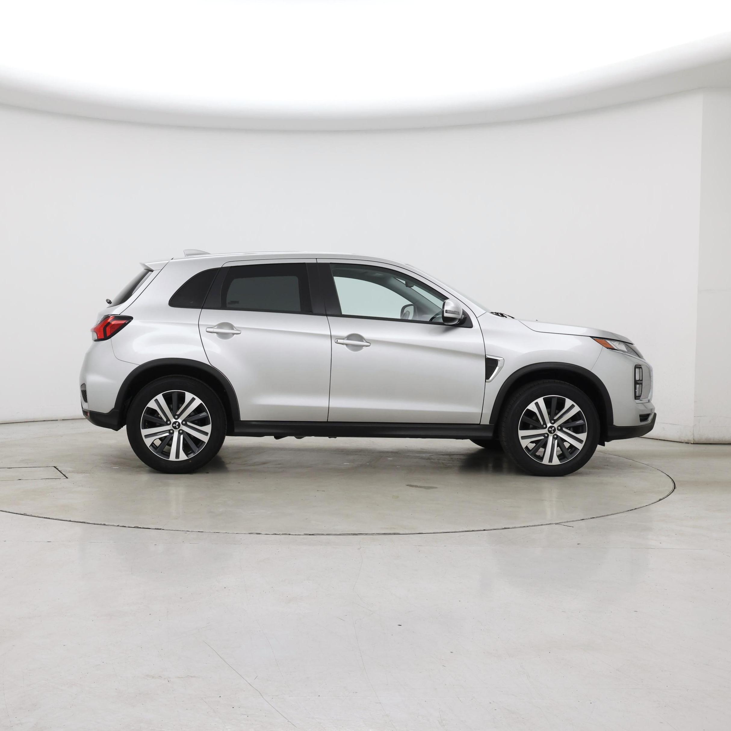 Thumbnail: 2024 Mitsubishi Outlander Sport - 7