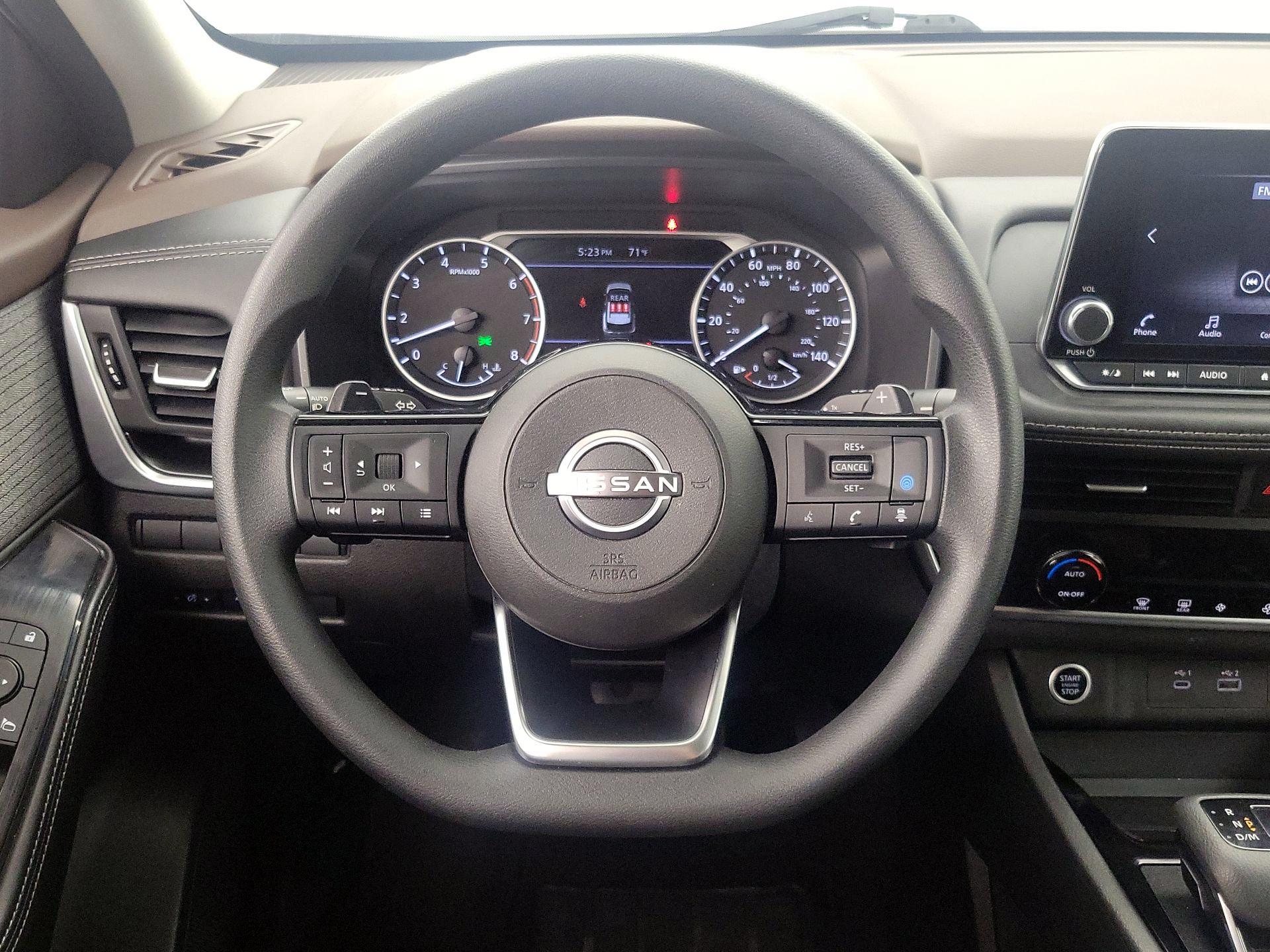 Thumbnail: 2023 Nissan Rogue - 10