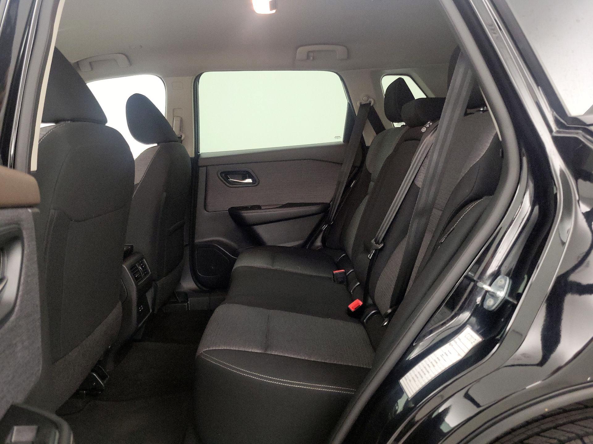 Thumbnail: 2023 Nissan Rogue - 19