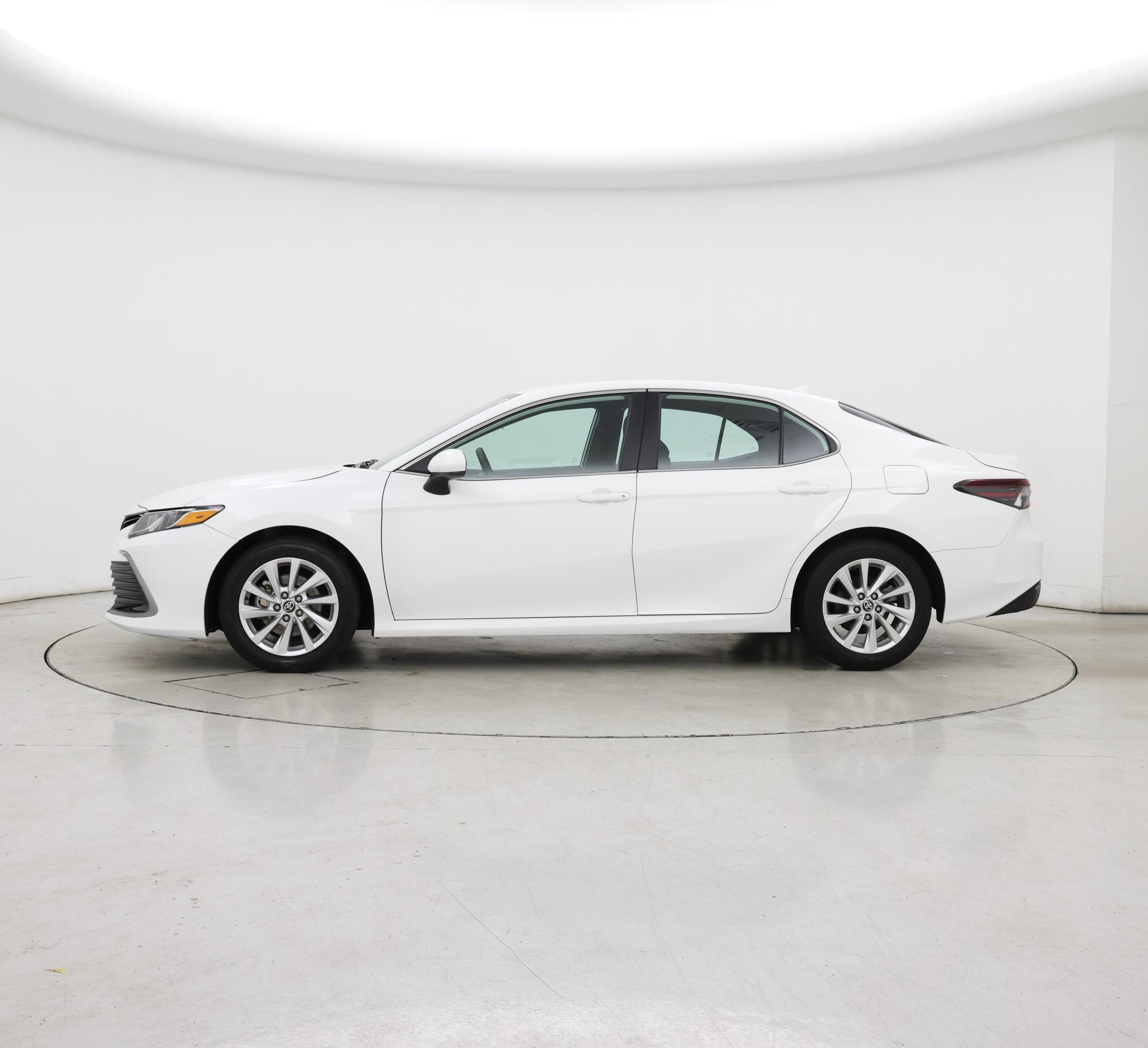 Thumbnail: 2024 Toyota Camry - 3
