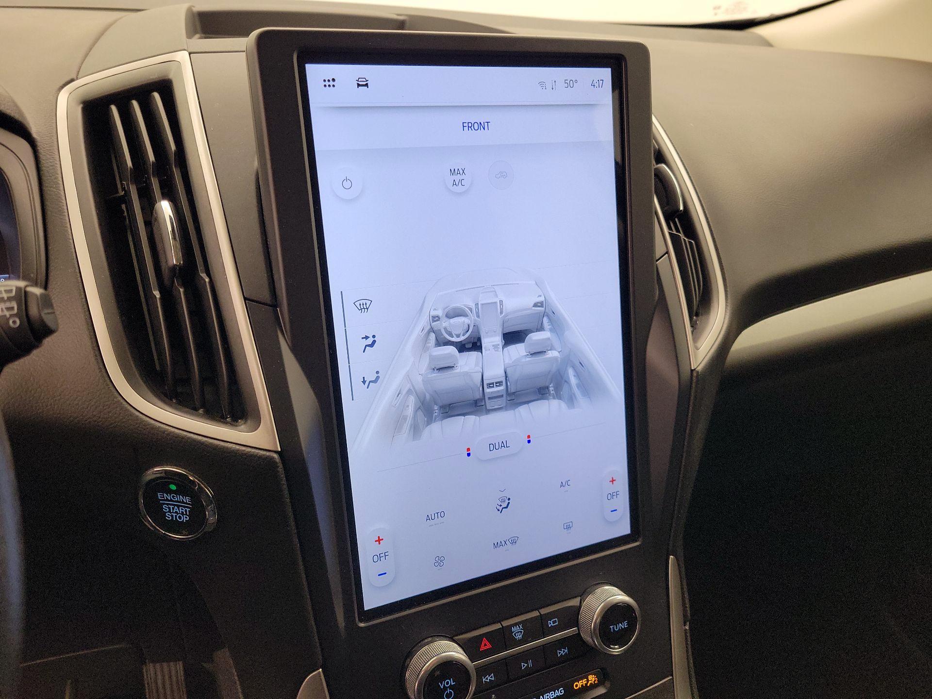 Thumbnail: 2022 Ford Edge - 16