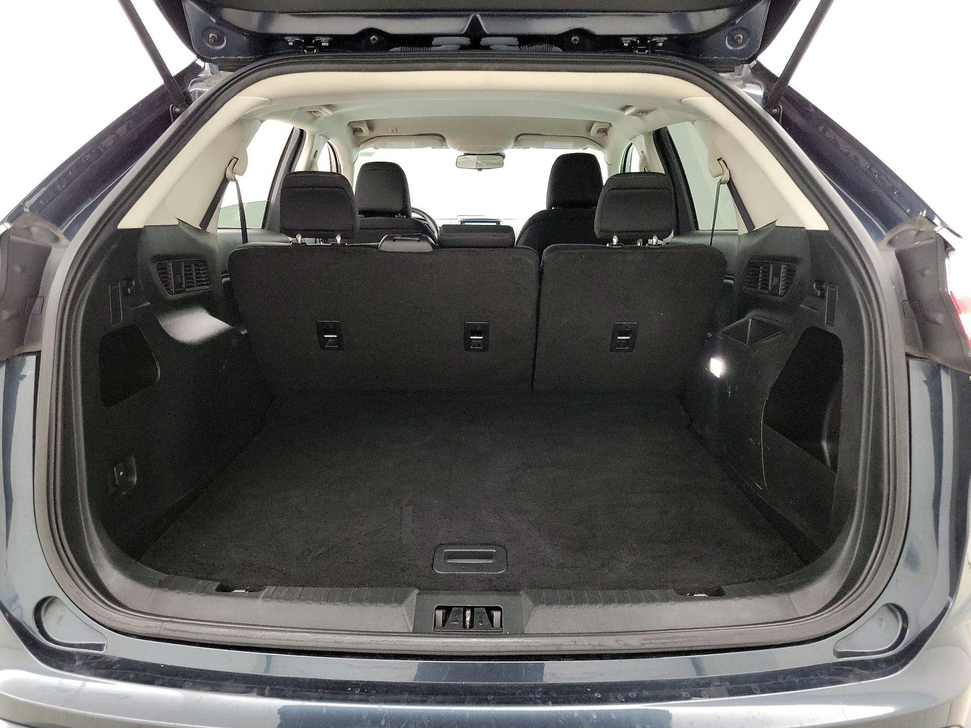 Thumbnail: 2022 Ford Edge - 20