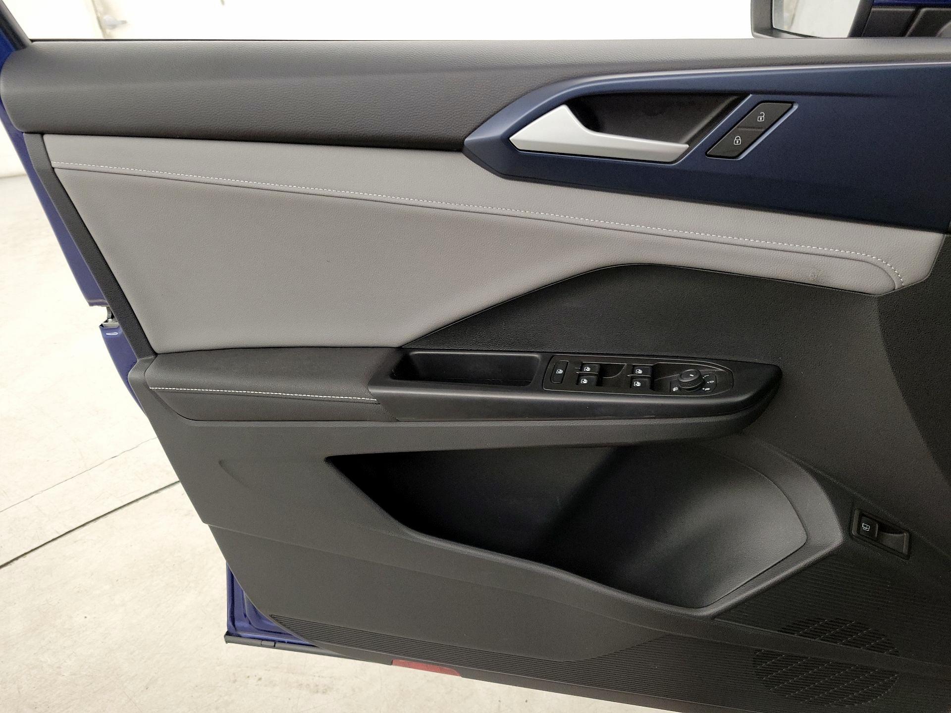 Thumbnail: 2024 Volkswagen Taos - 12