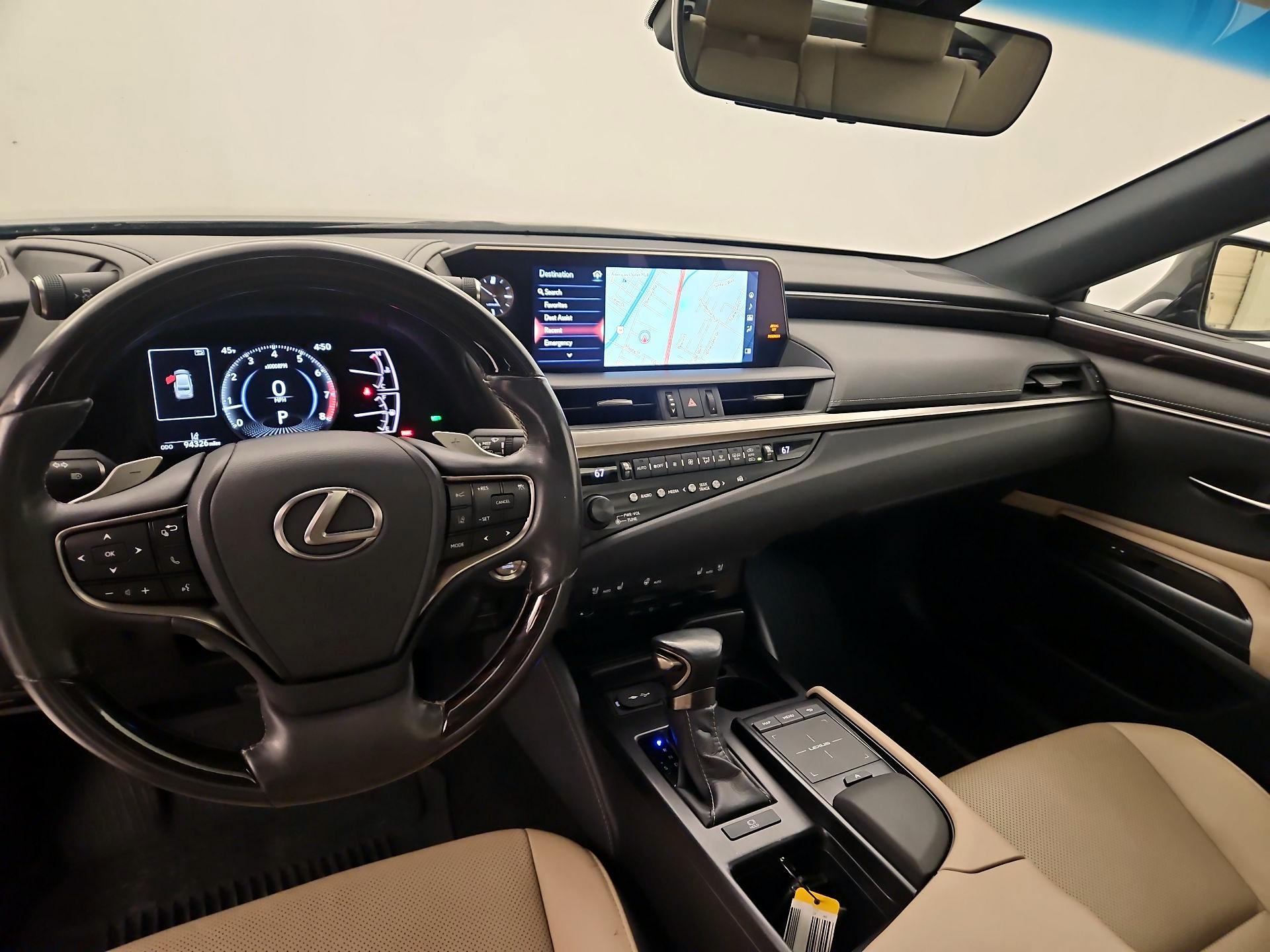 Thumbnail: 2020 Lexus ES - 9