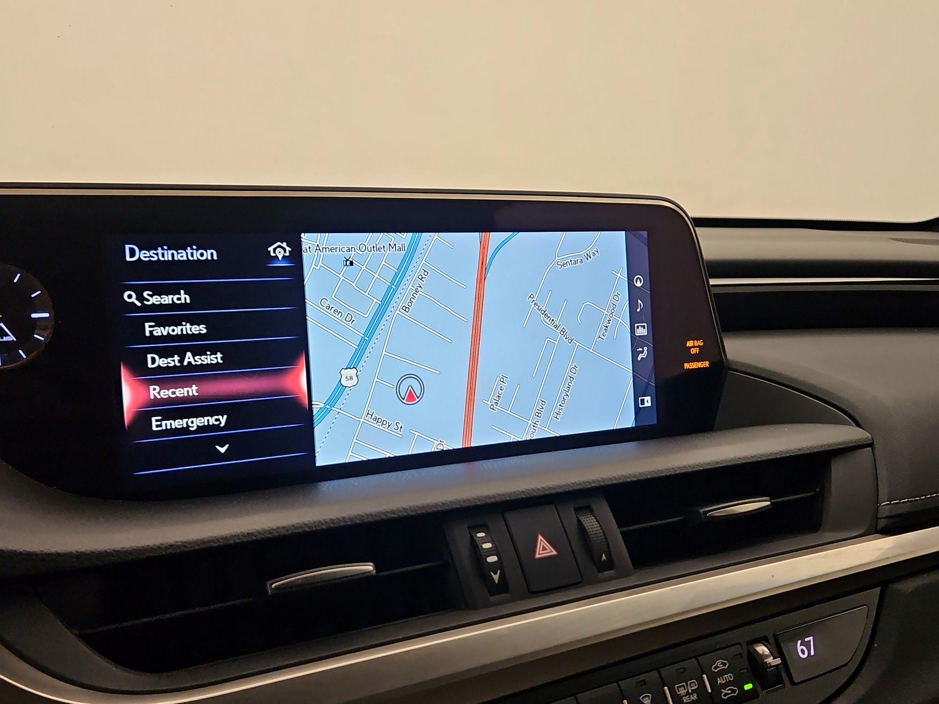 Thumbnail: 2020 Lexus ES - 14