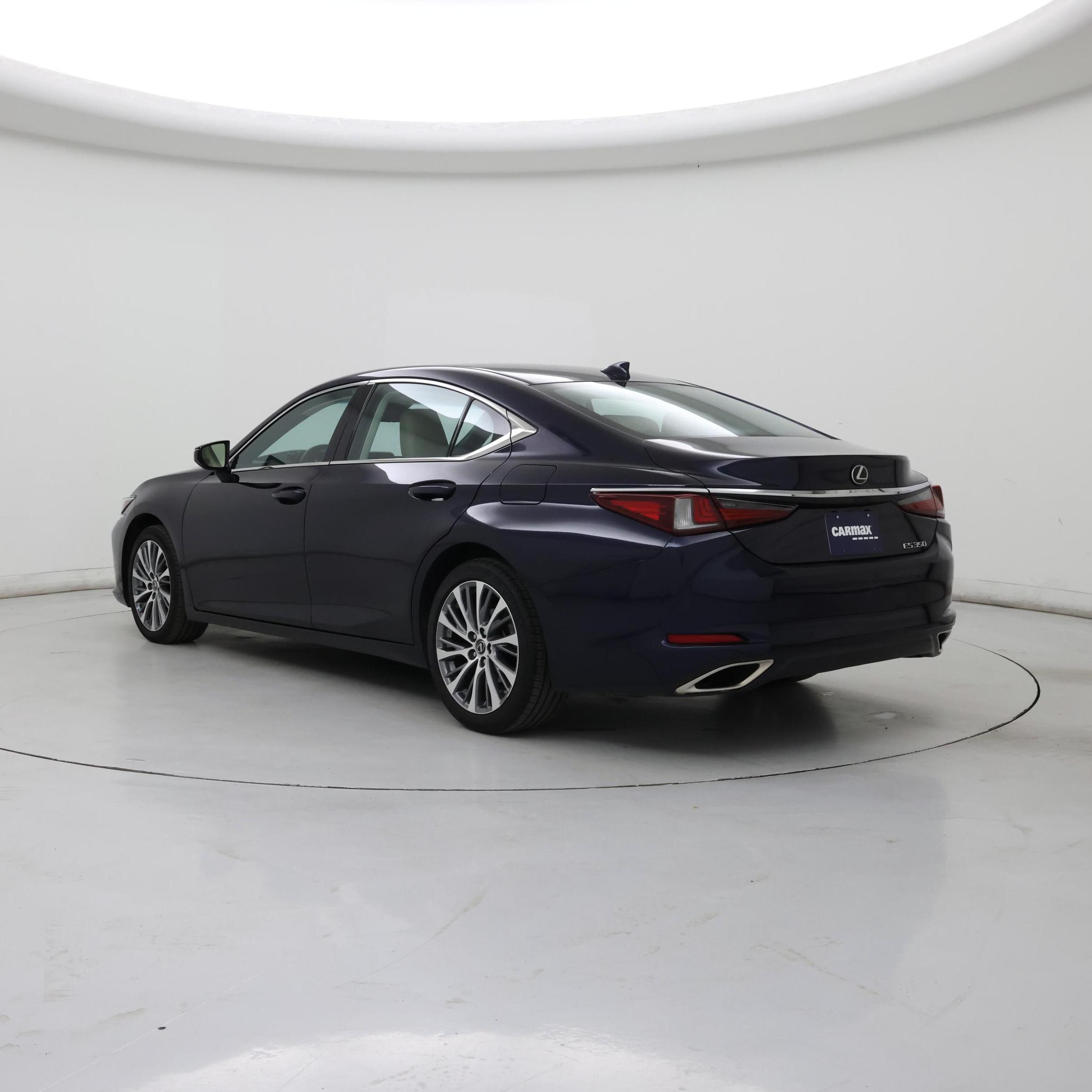 Thumbnail: 2020 Lexus ES - 2