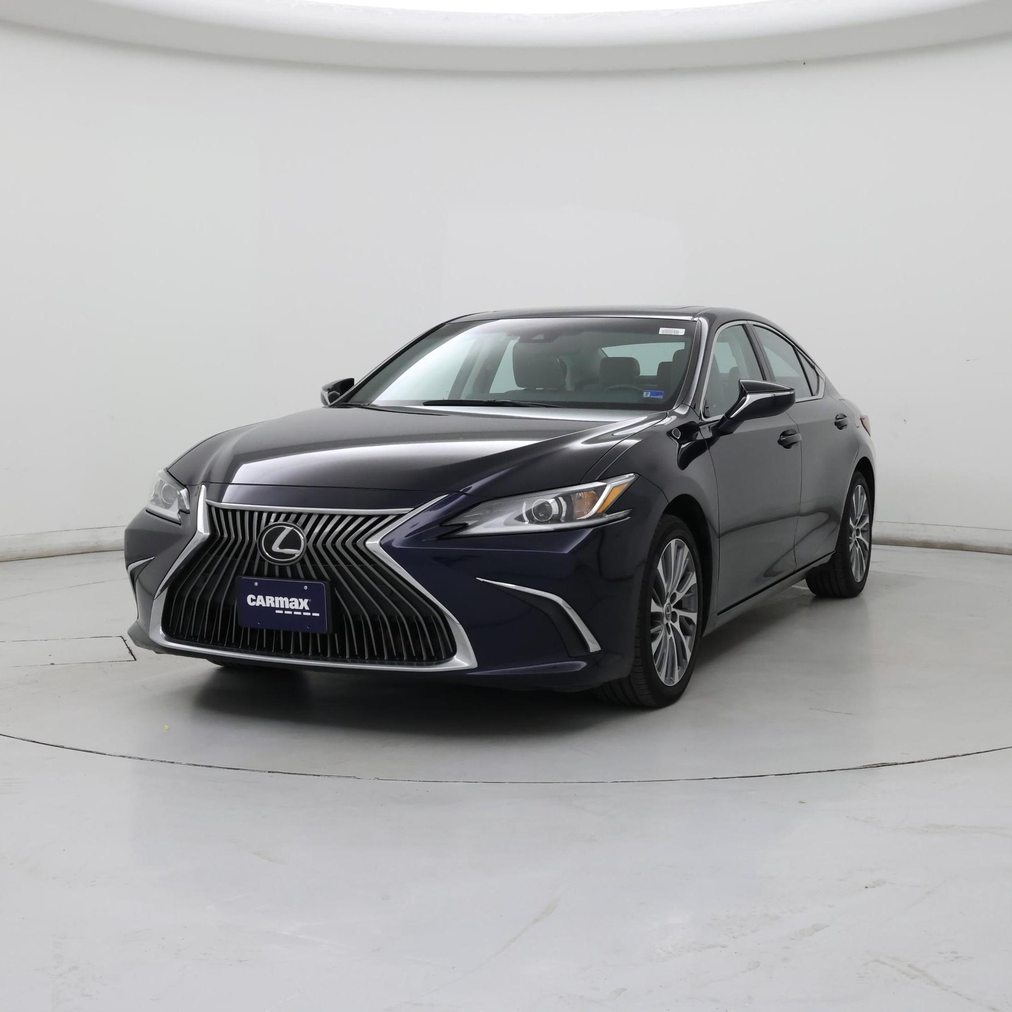 Thumbnail: 2020 Lexus ES - 4