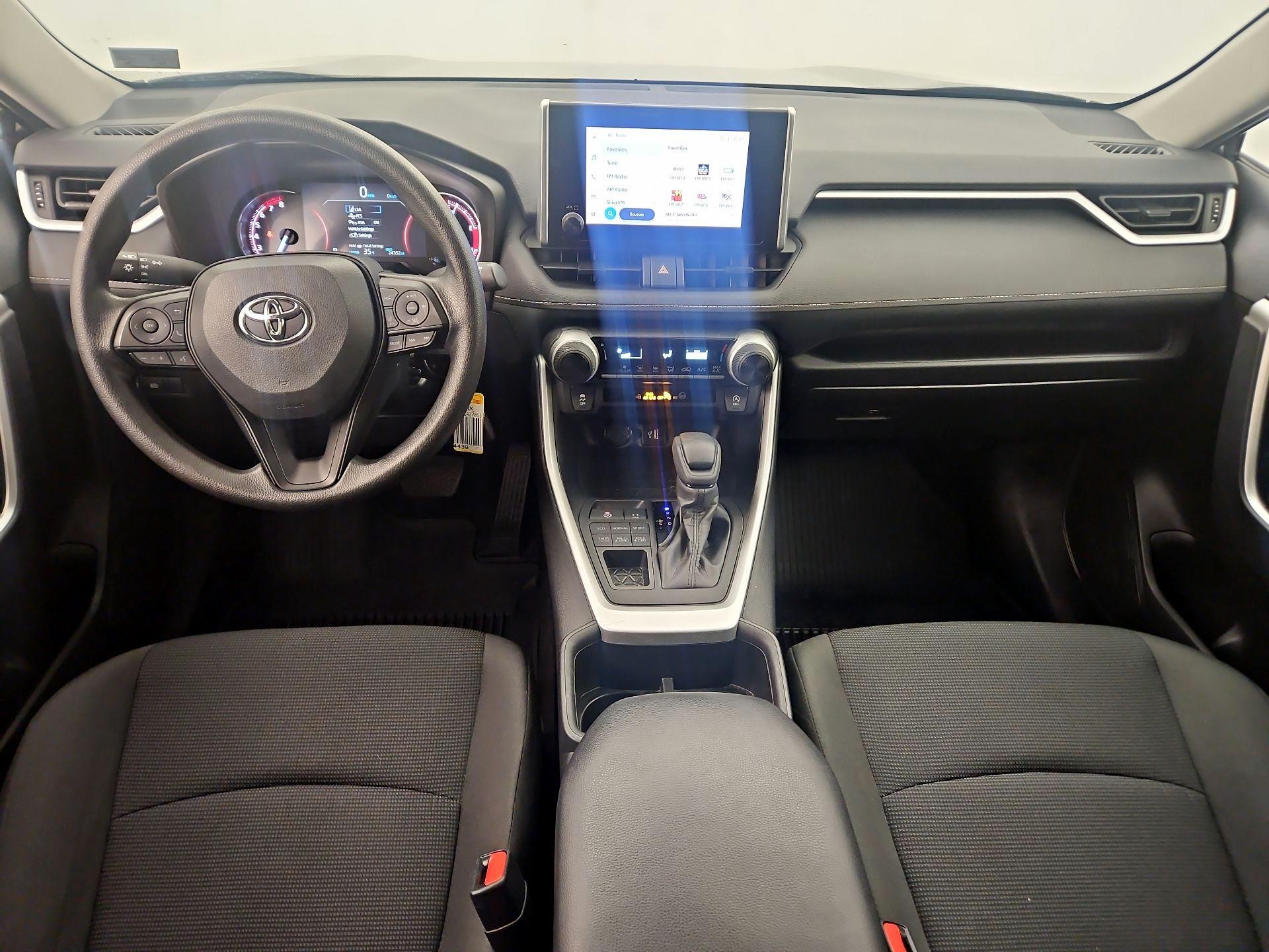 Thumbnail: 2024 Toyota RAV4 - 9