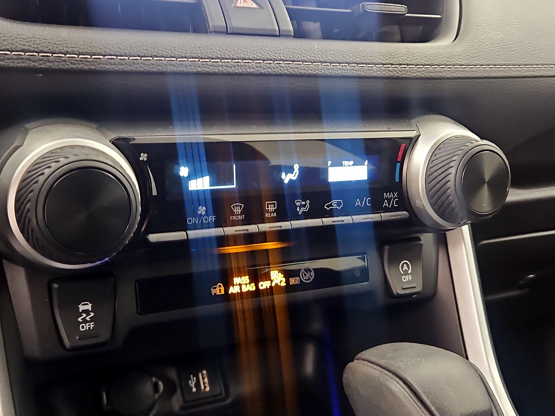 Thumbnail: 2024 Toyota RAV4 - 16