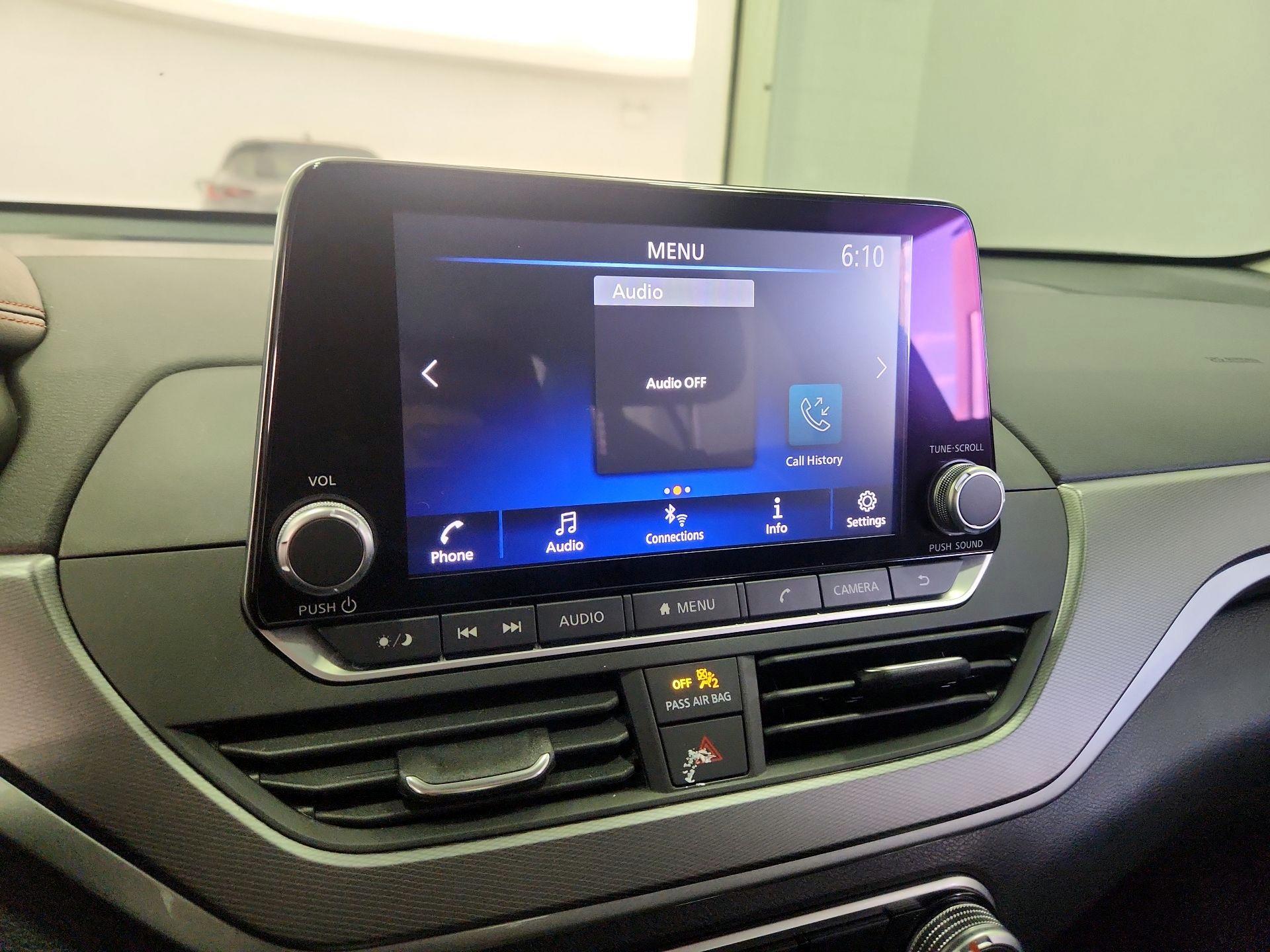 Thumbnail: 2023 Nissan Altima - 15