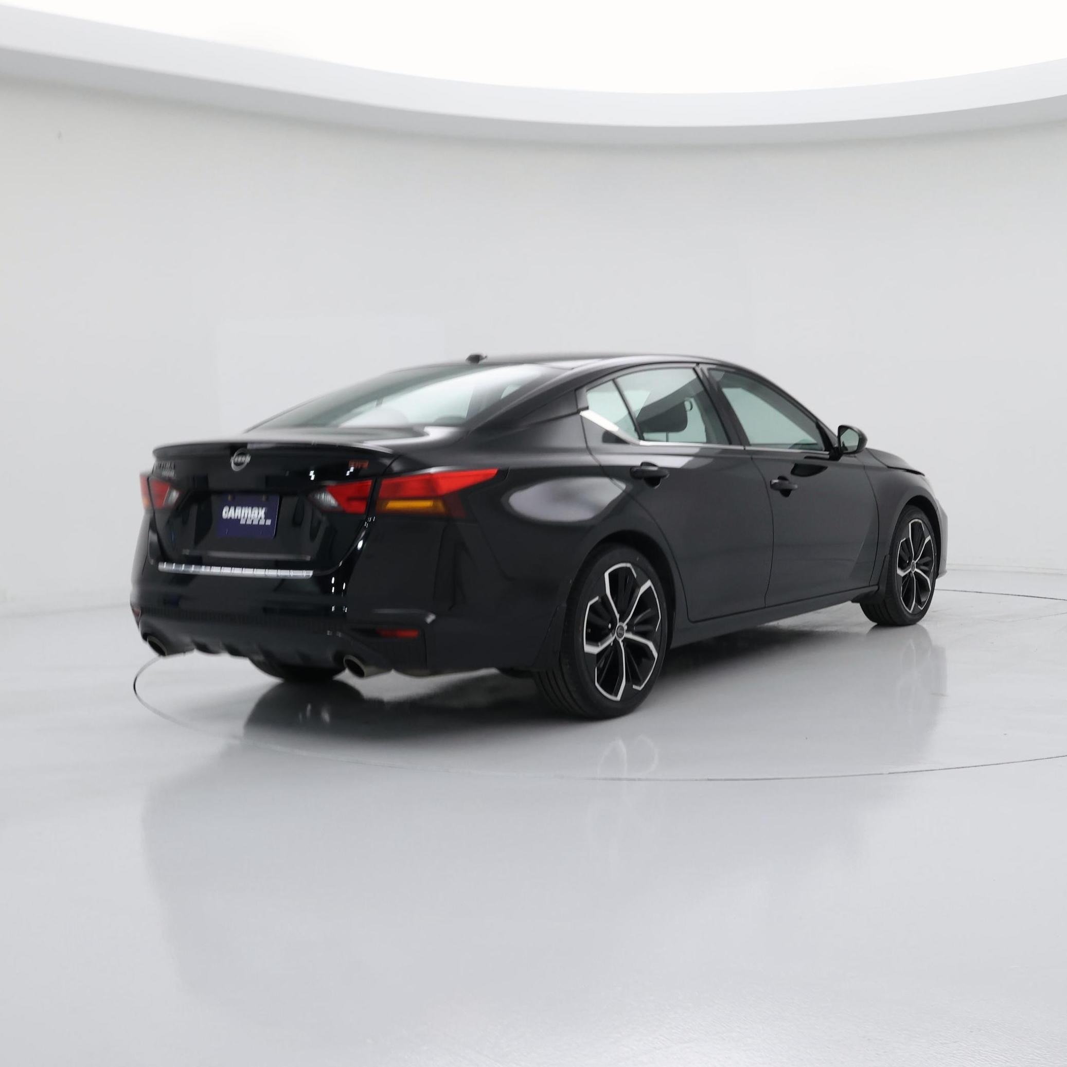 Thumbnail: 2023 Nissan Altima - 8