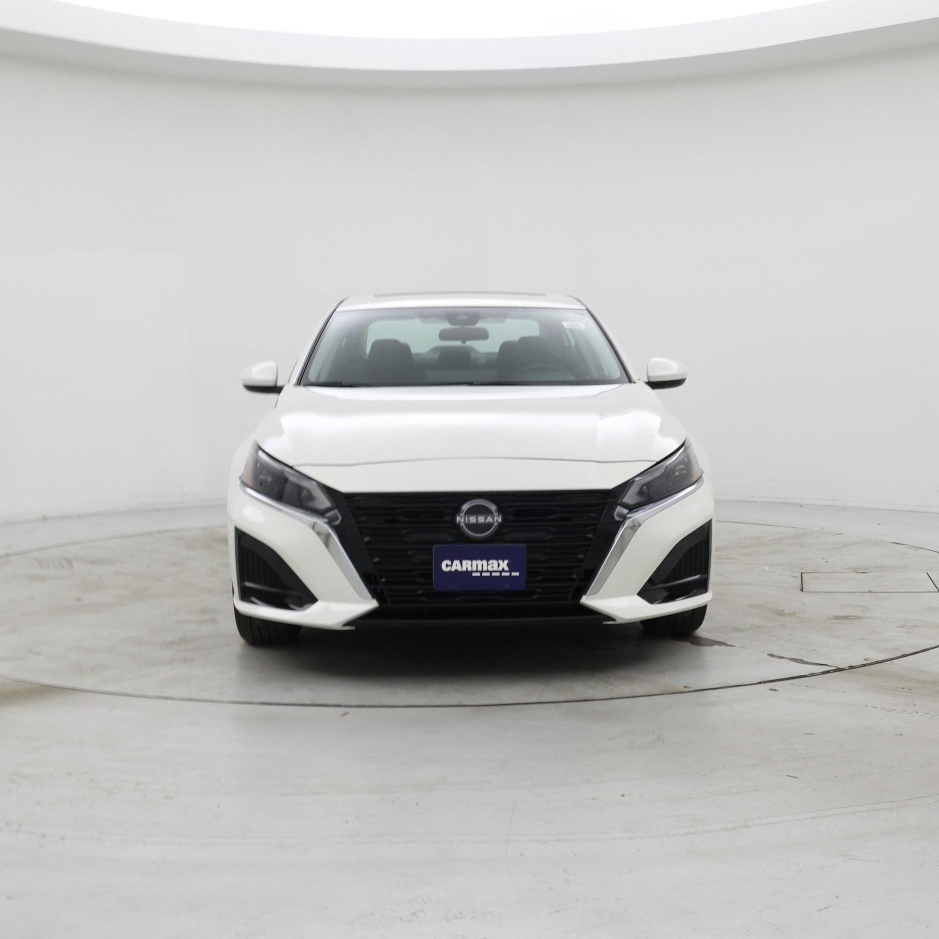 Thumbnail: 2023 Nissan Altima - 5