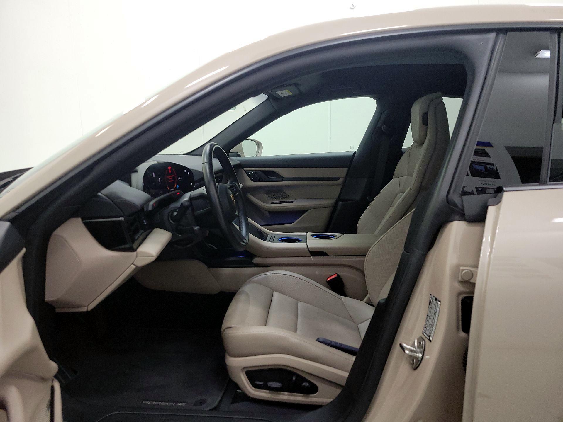 Thumbnail: 2023 Porsche Taycan - 11