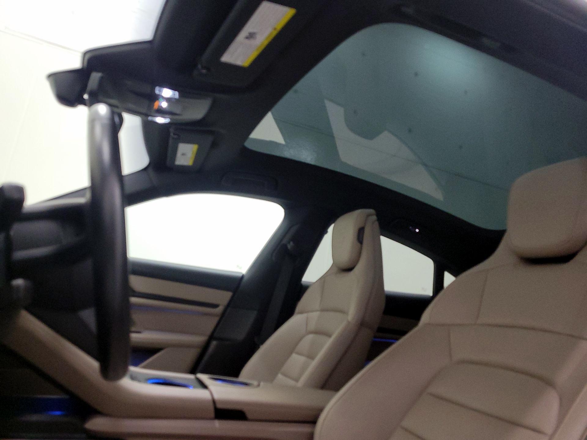 Thumbnail: 2023 Porsche Taycan - 20