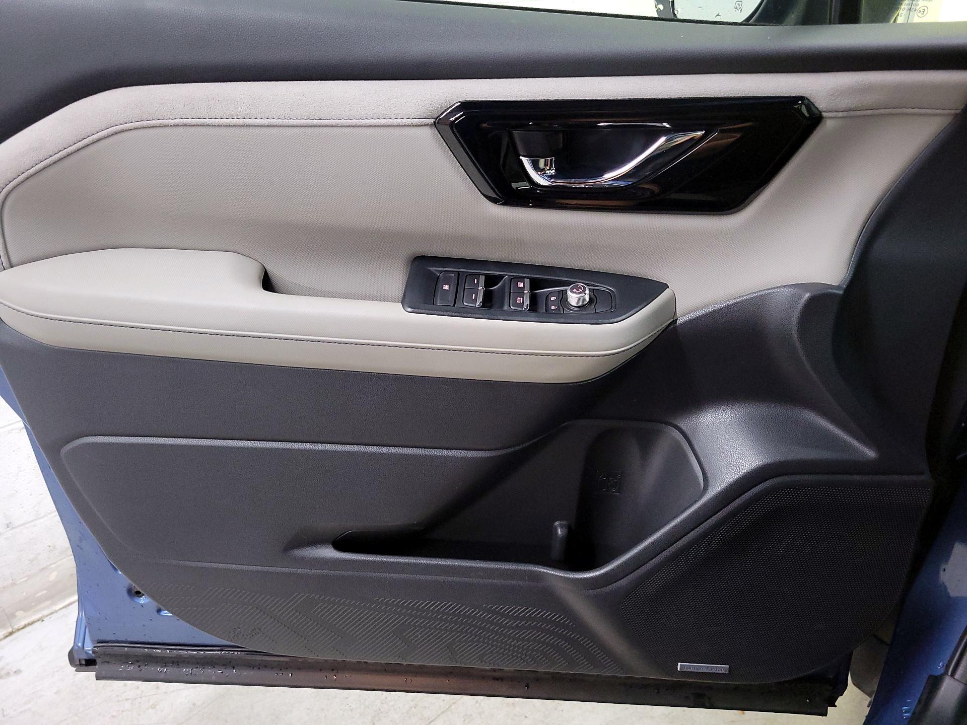 Thumbnail: 2025 Subaru Forester - 12