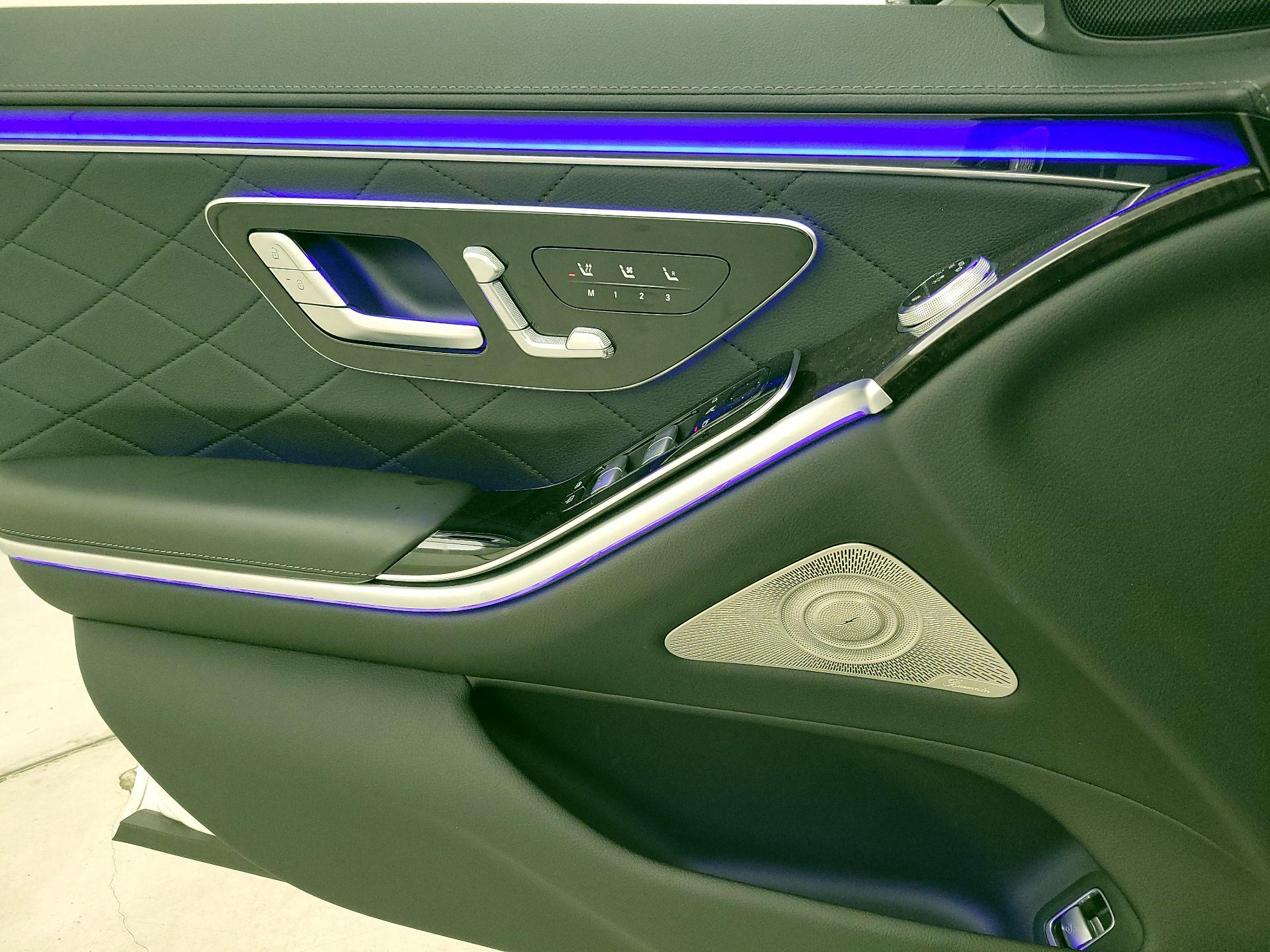 Thumbnail: 2021 Mercedes-Benz S-Class - 12