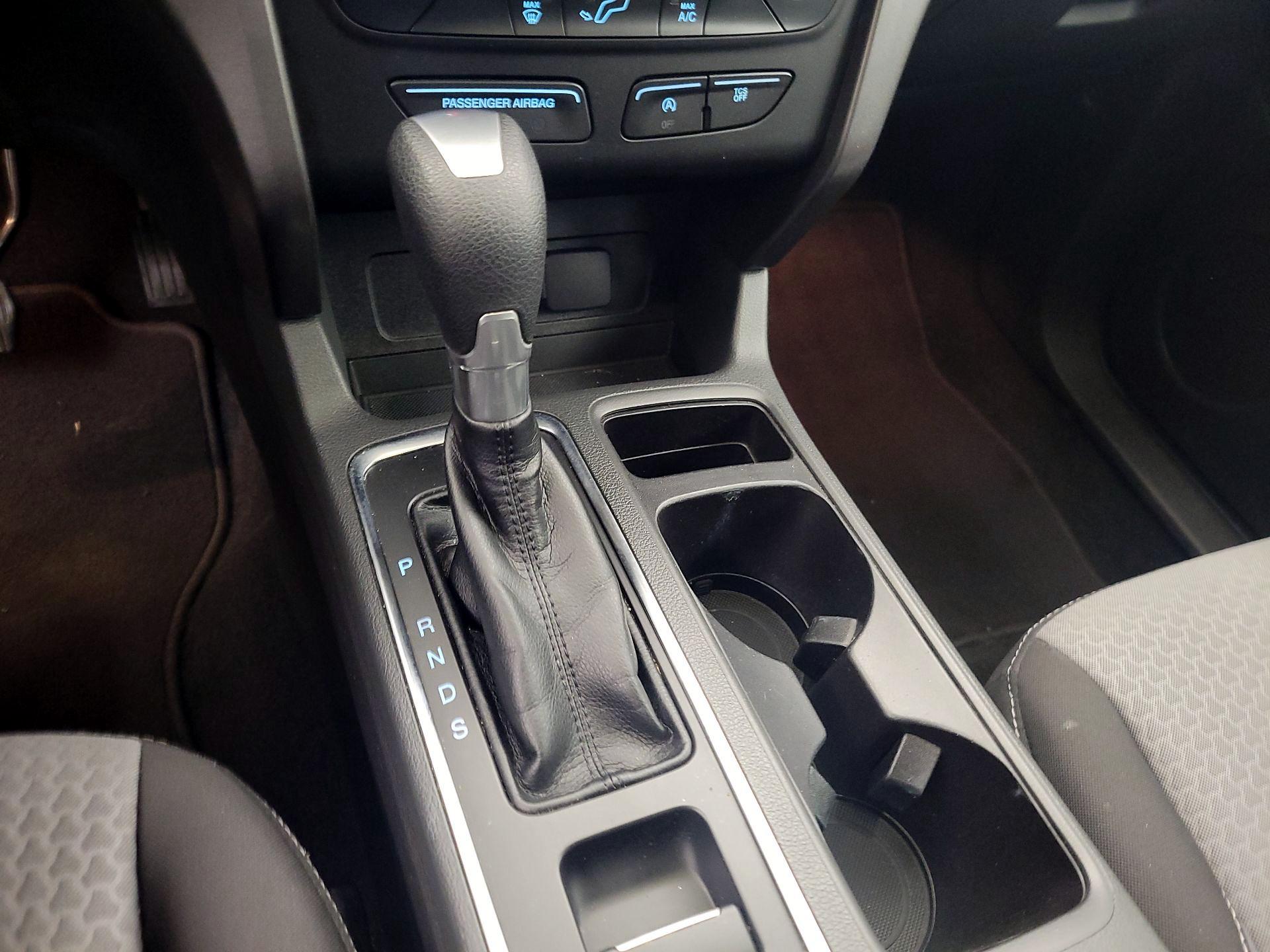 Thumbnail: 2017 Ford Escape - 17