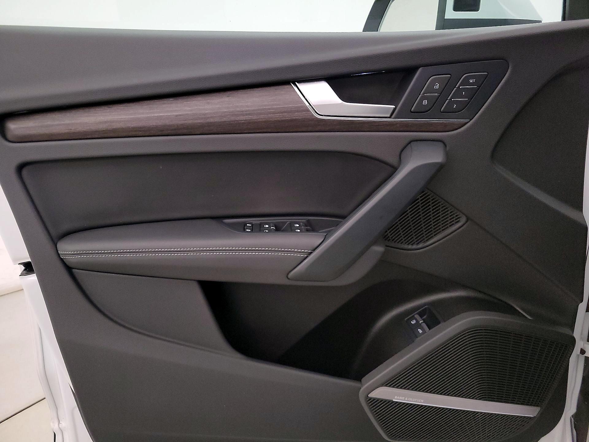 Thumbnail: 2024 Audi Q5 - 12