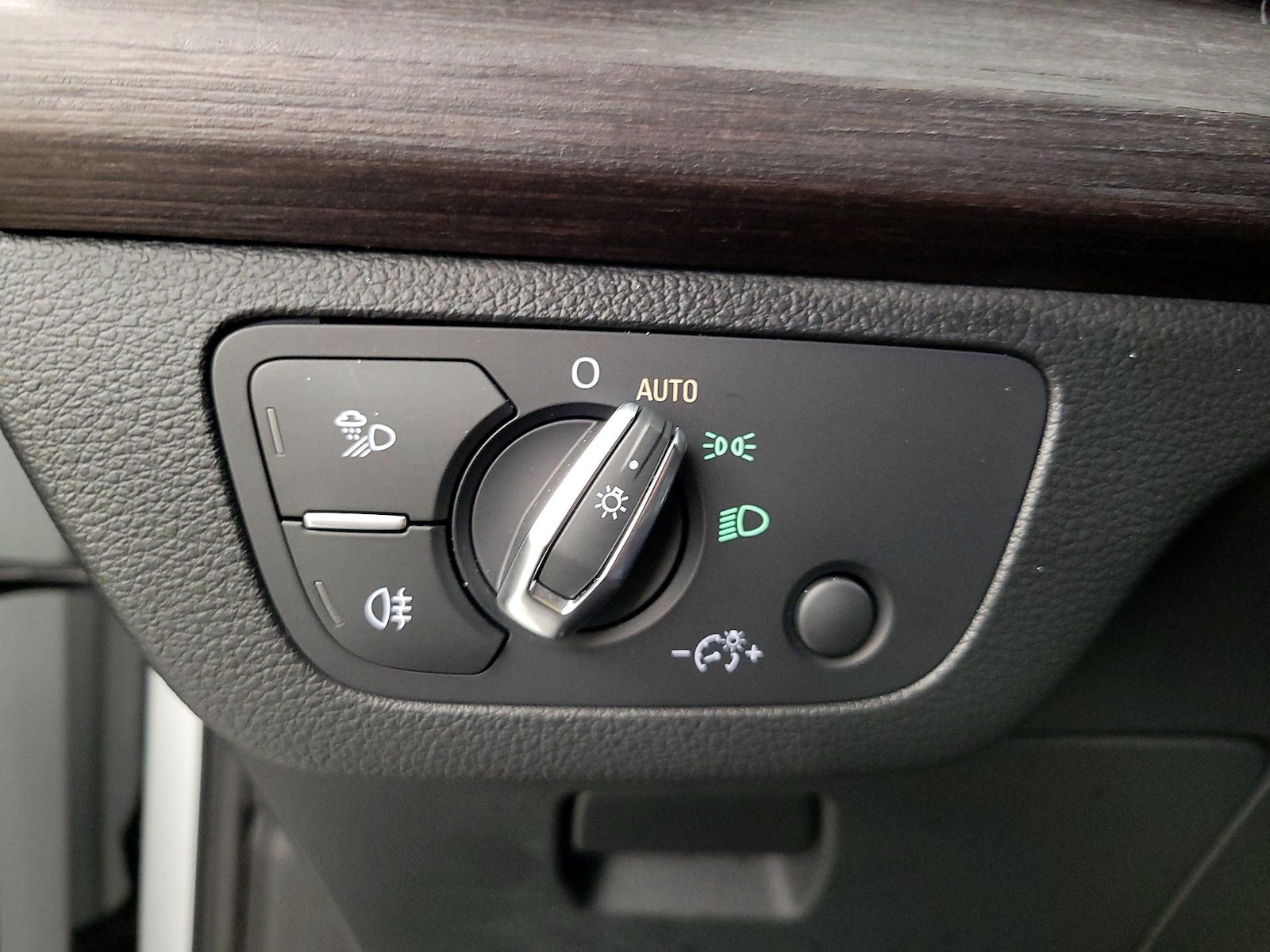 2024 Audi Q5 Premium Plus - Photo 14