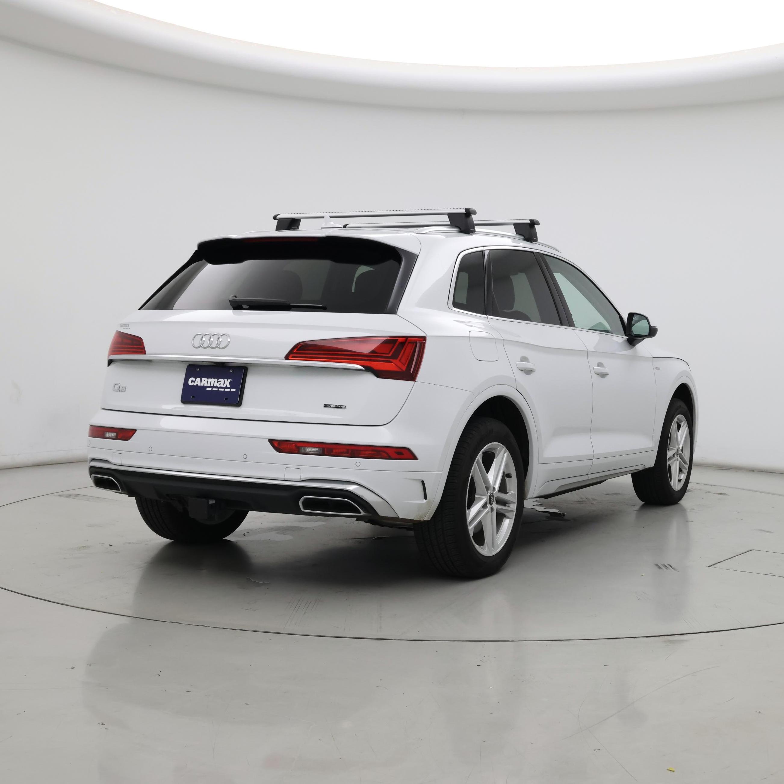 Thumbnail: 2024 Audi Q5 - 8
