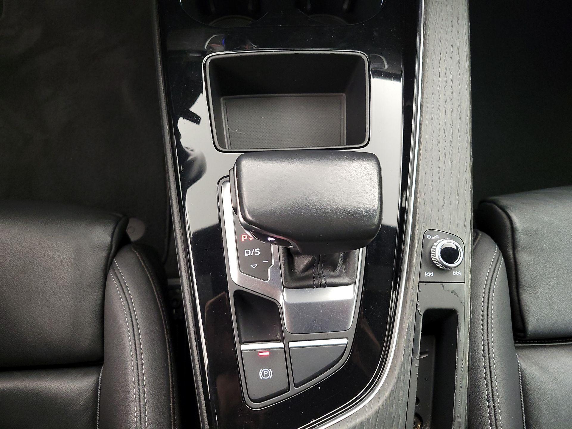 Thumbnail: 2022 Audi A5 - 17