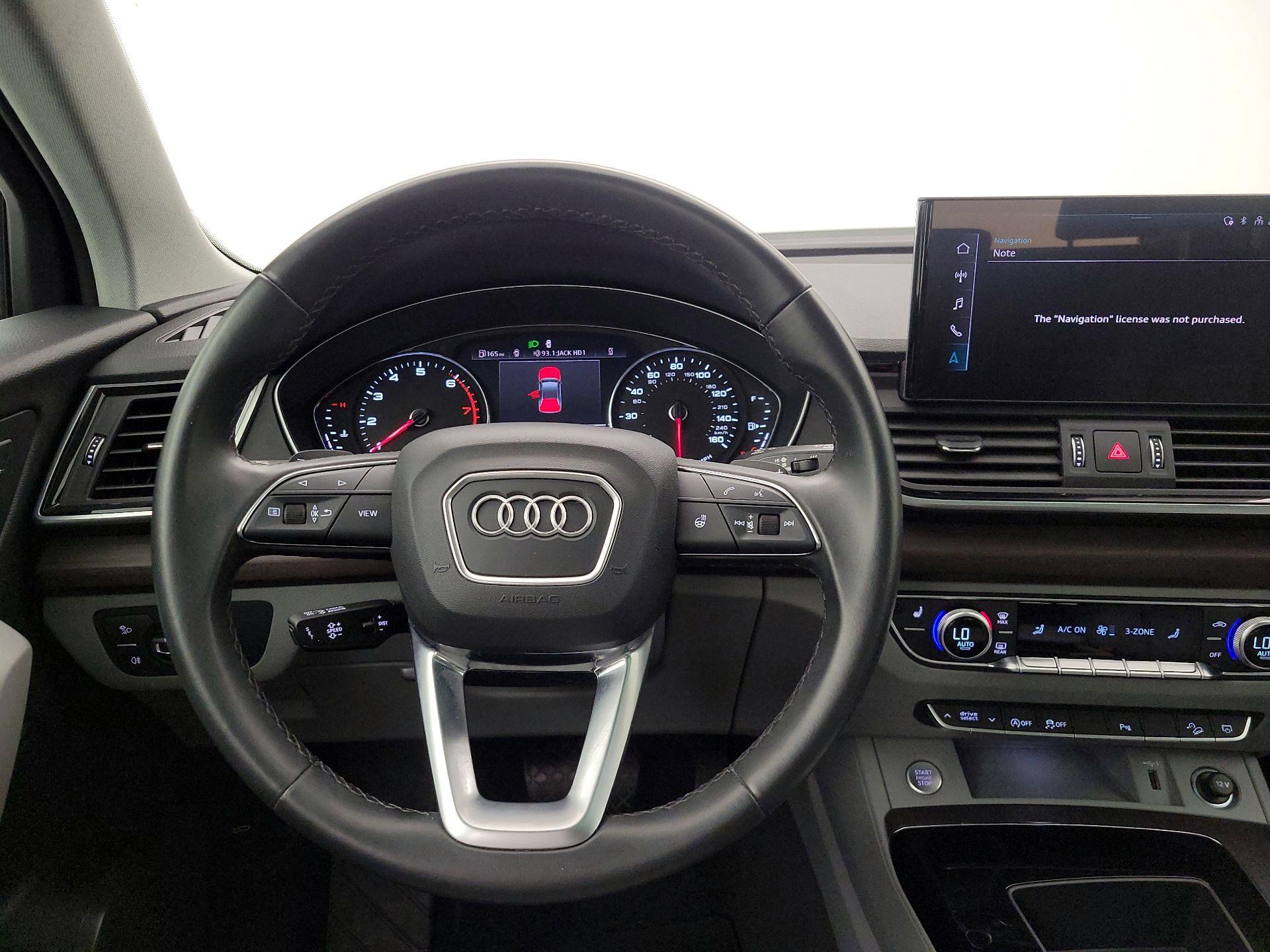 Thumbnail: 2023 Audi Q5 - 10