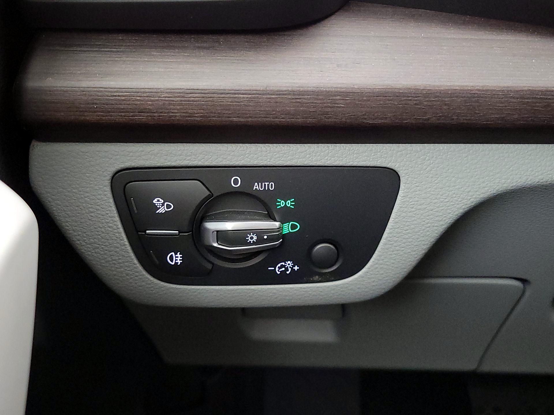 Thumbnail: 2023 Audi Q5 - 13