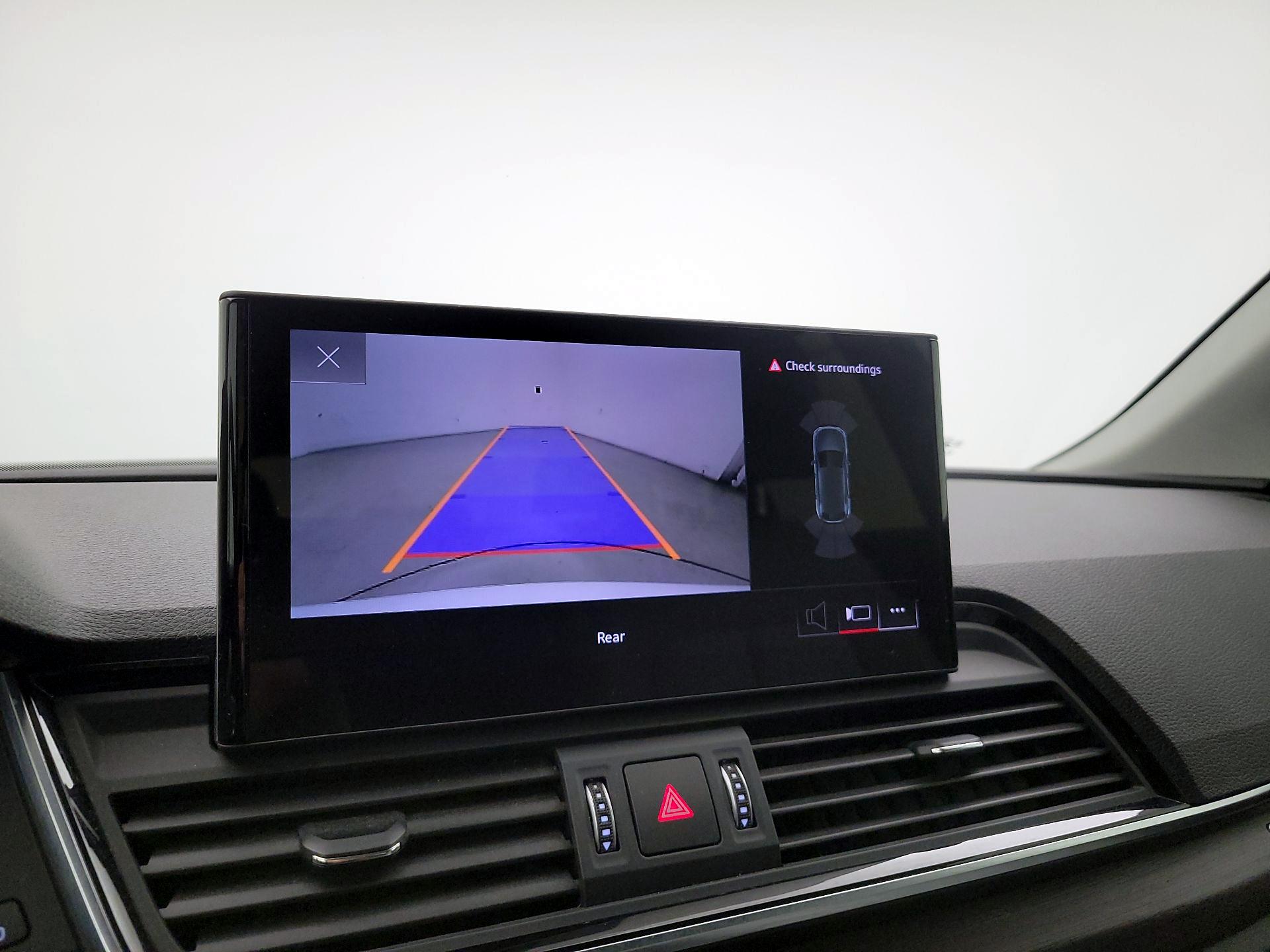 Thumbnail: 2023 Audi Q5 - 15