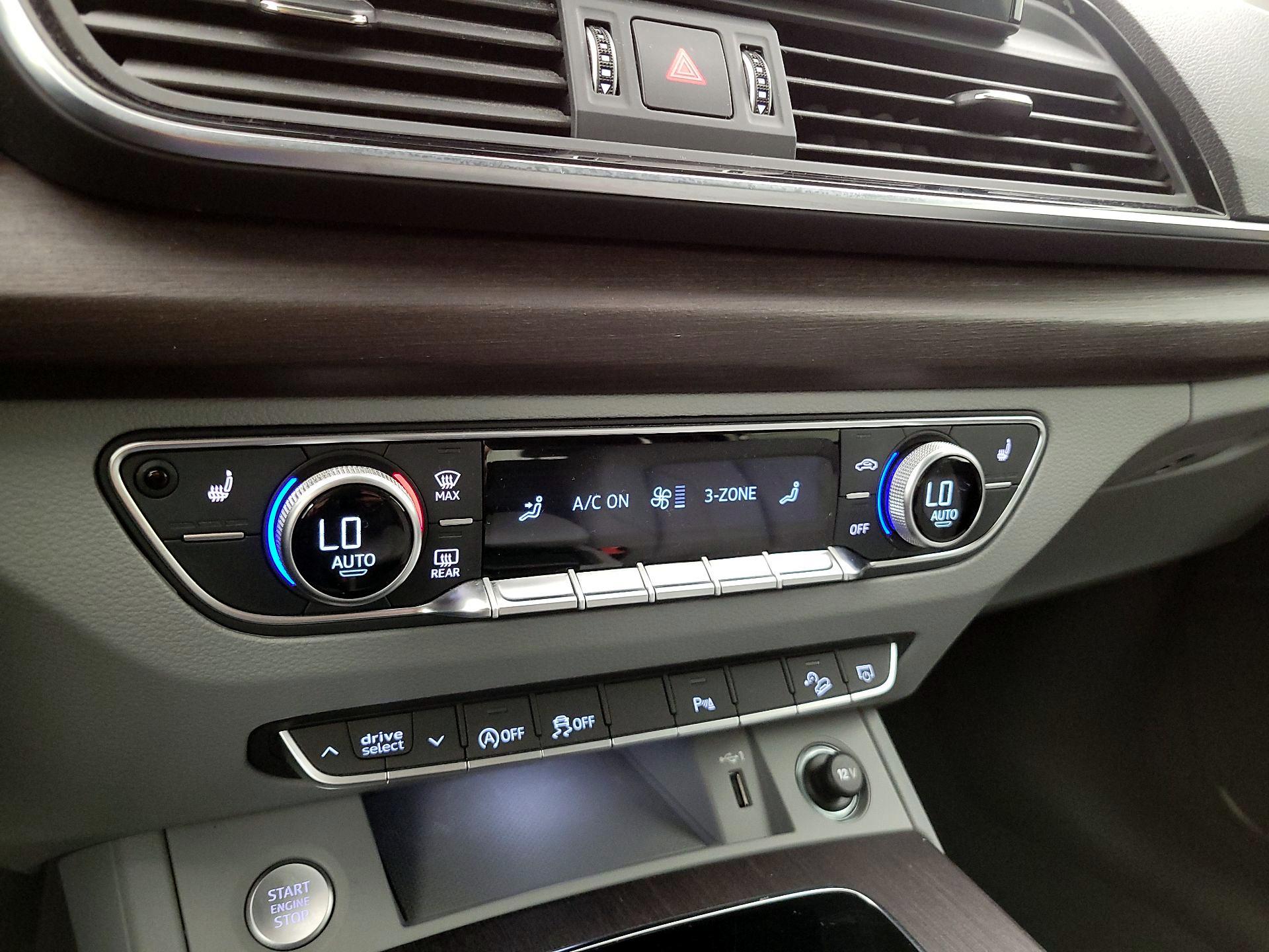 Thumbnail: 2023 Audi Q5 - 17