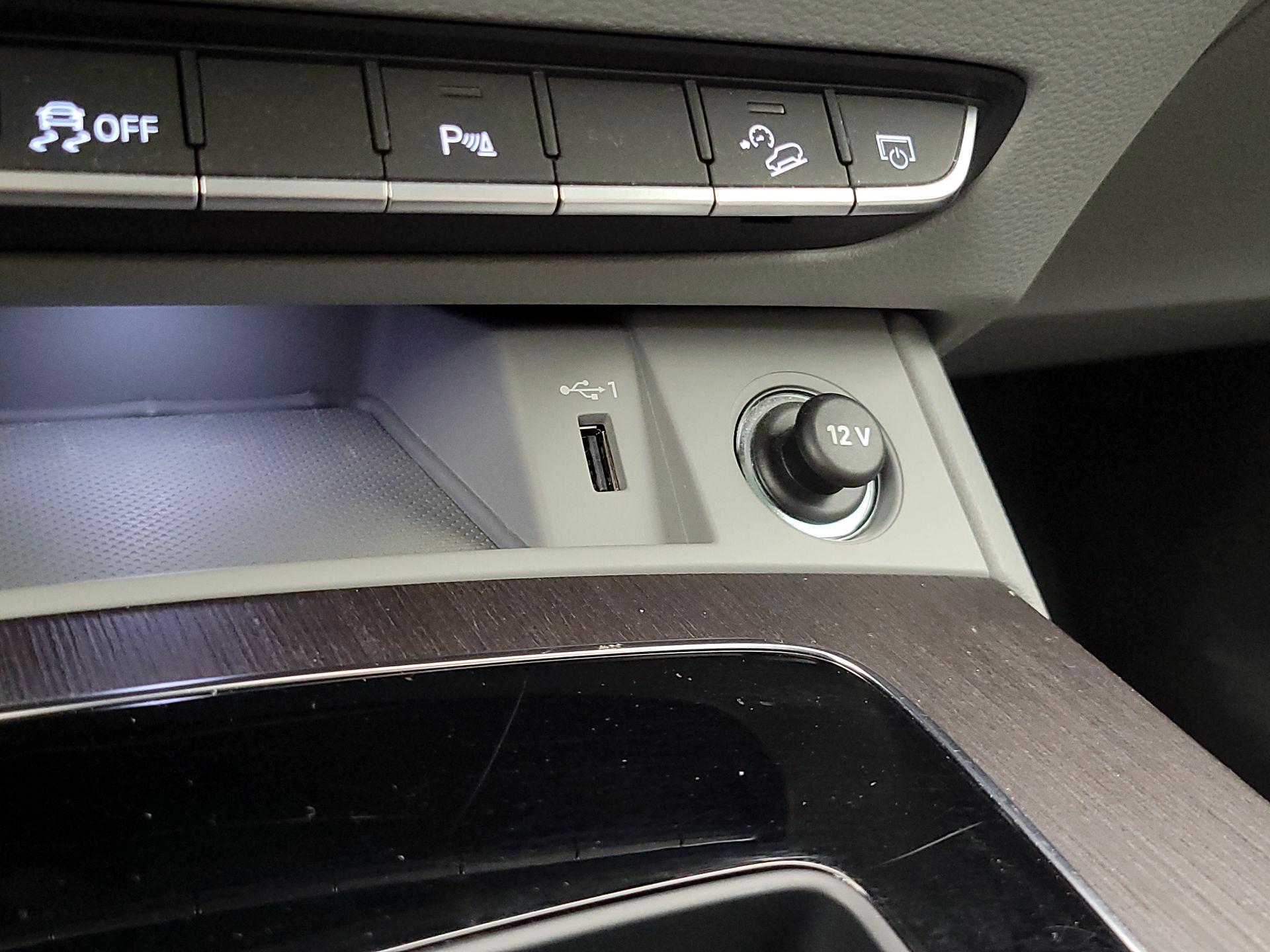 Thumbnail: 2023 Audi Q5 - 19