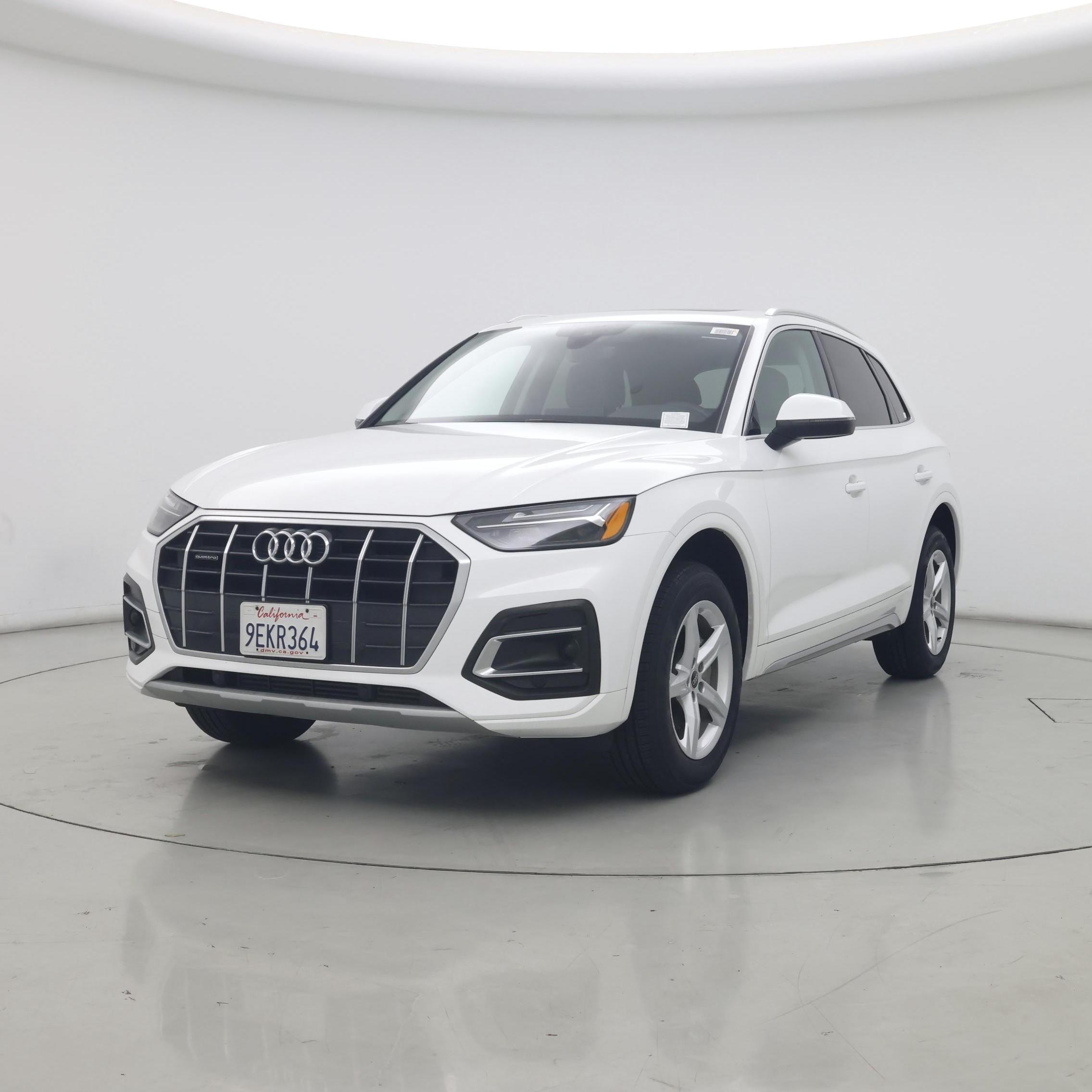 Thumbnail: 2023 Audi Q5 - 4