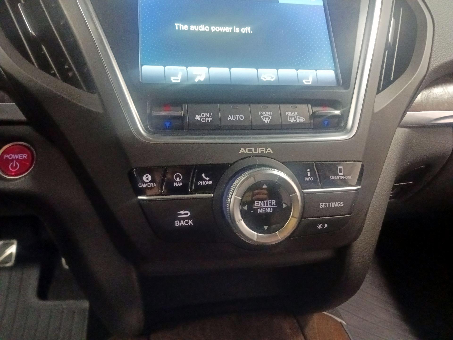 Thumbnail: 2019 Acura MDX - 17