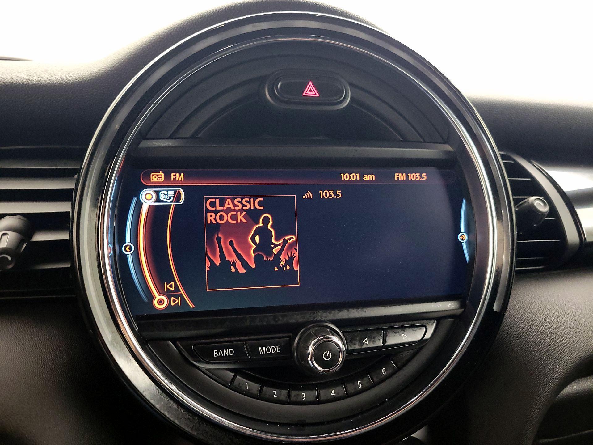 Thumbnail: 2016 MINI Cooper Hardtop - 16