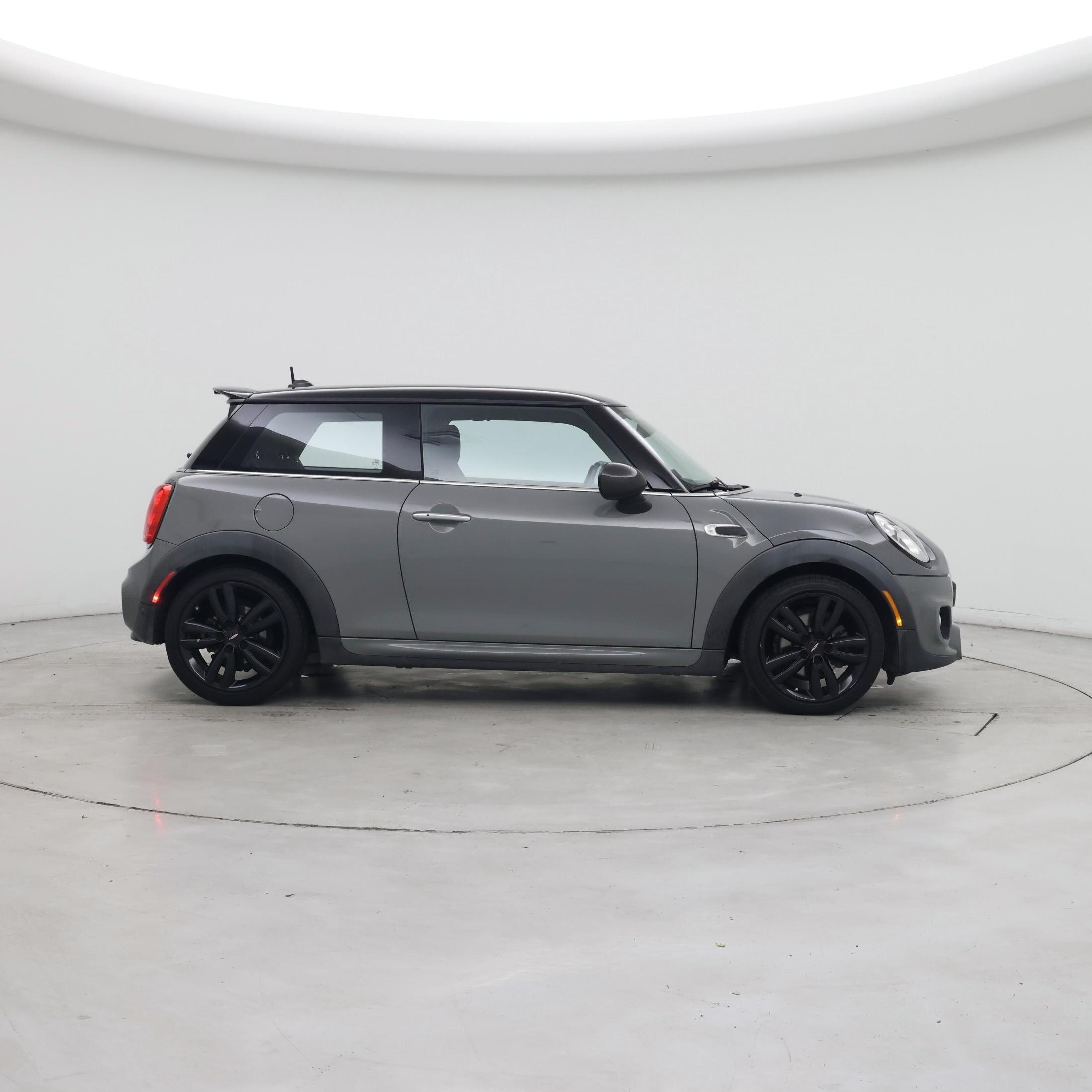Thumbnail: 2016 MINI Cooper Hardtop - 7
