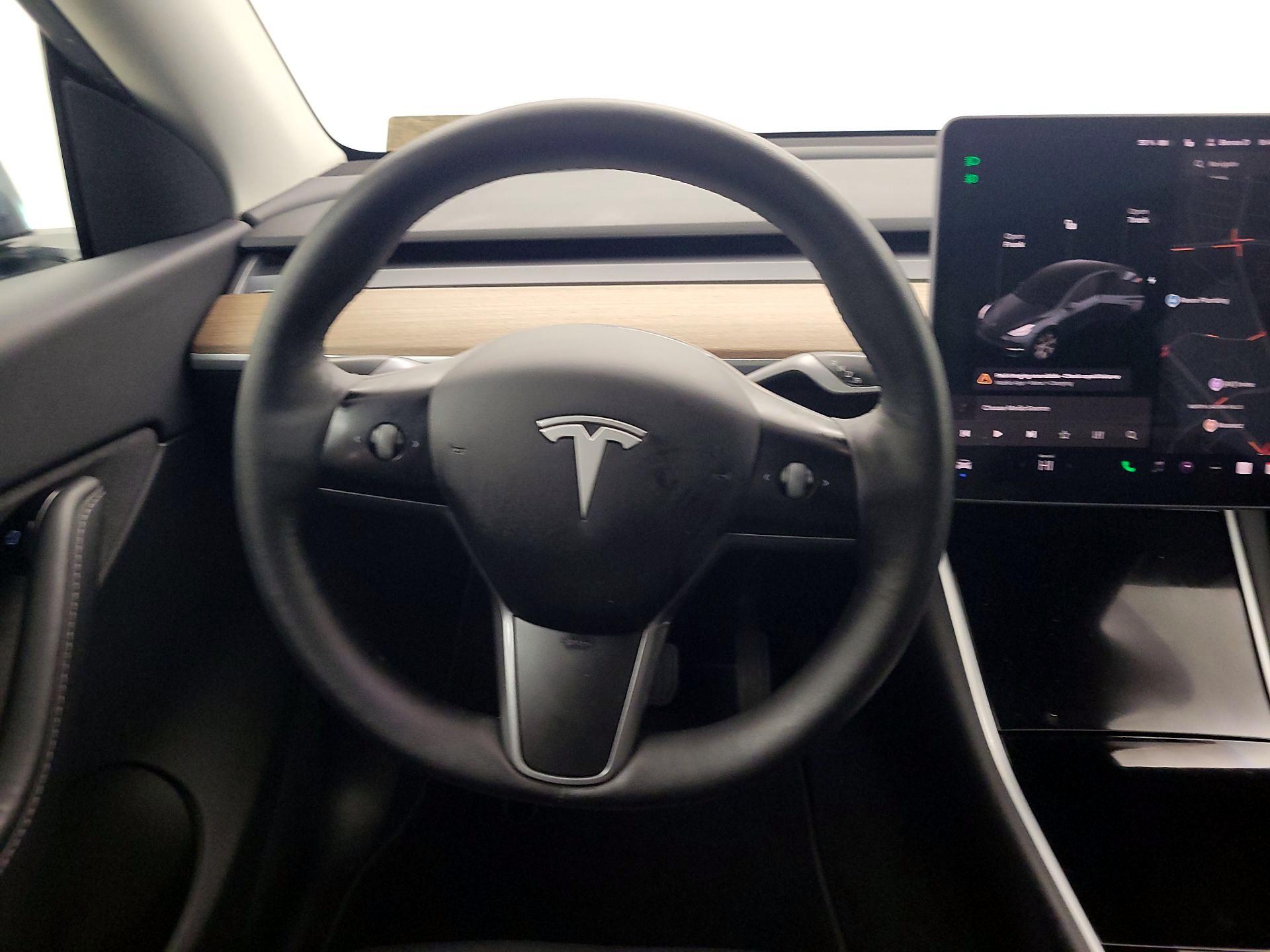 Thumbnail: 2021 Tesla Model Y - 10