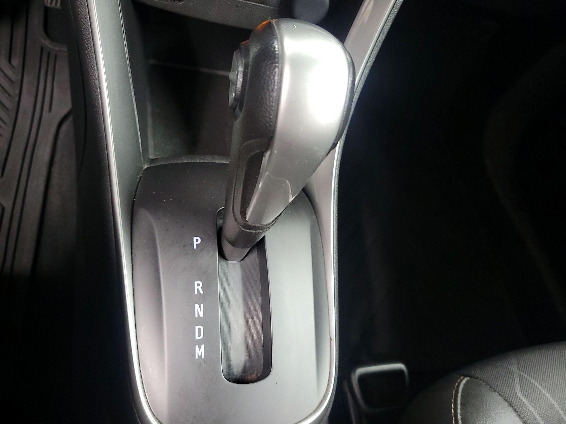 Thumbnail: 2020 Chevrolet Trax - 16