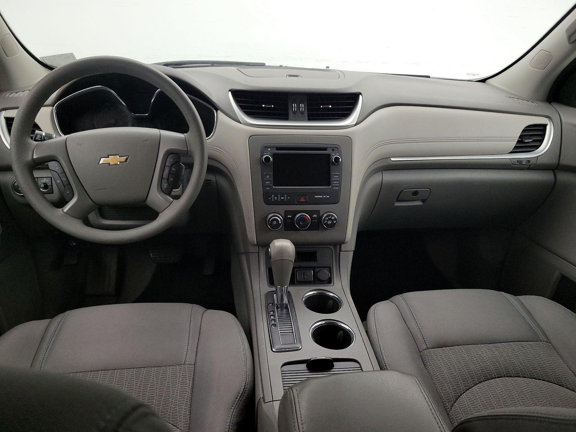 Thumbnail: 2016 Chevrolet Traverse - 9