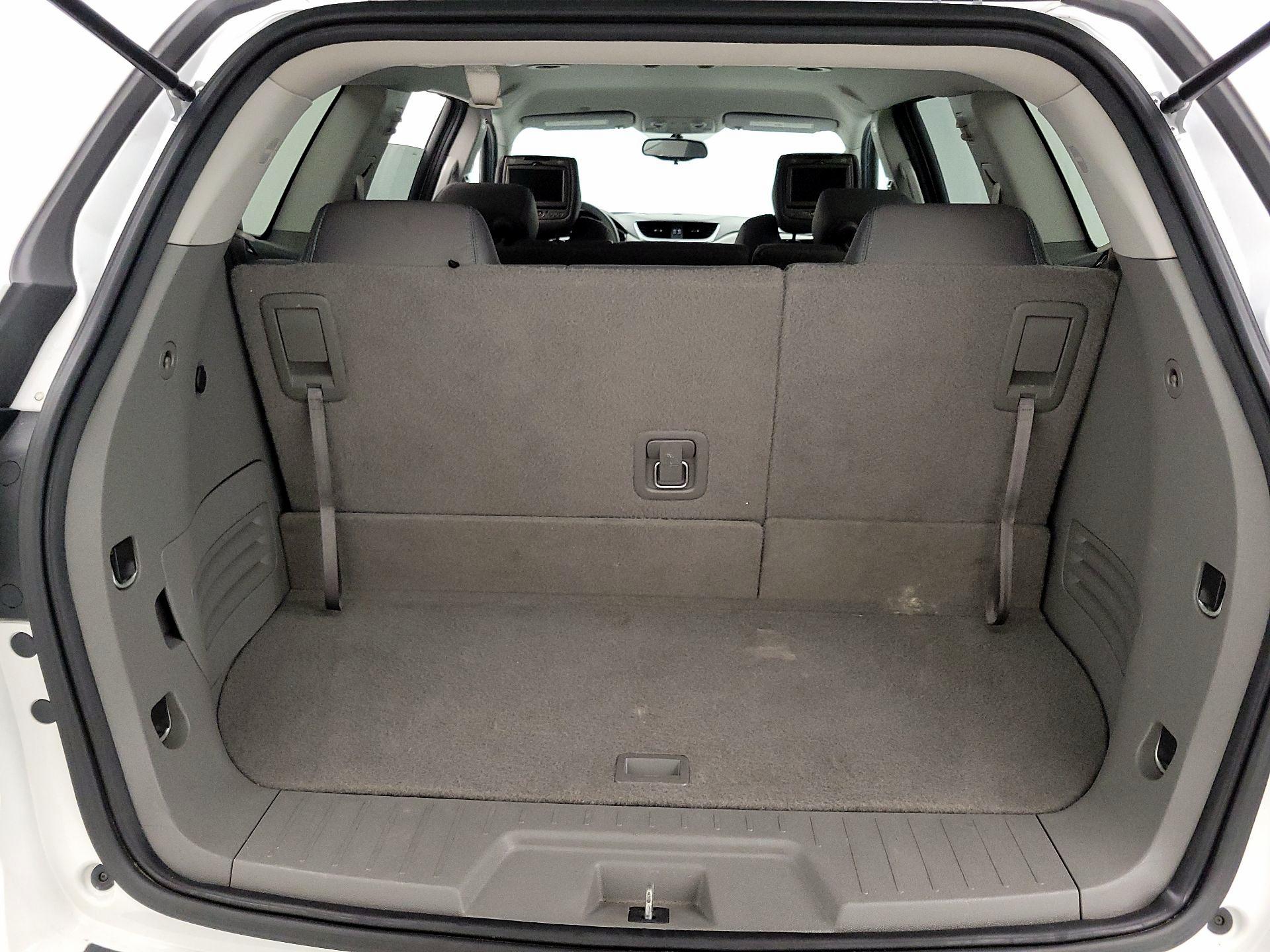 Thumbnail: 2016 Chevrolet Traverse - 20