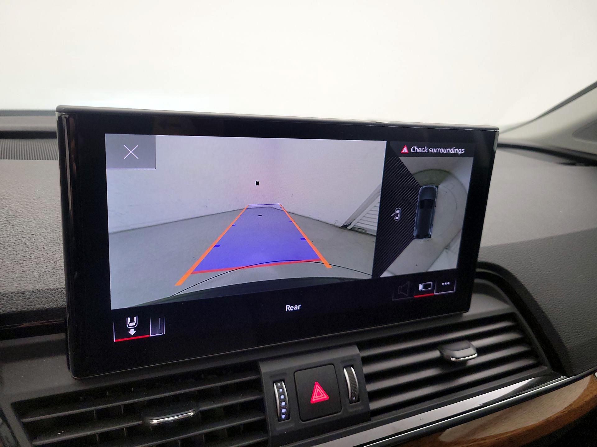 Thumbnail: 2023 Audi Q5 - 14