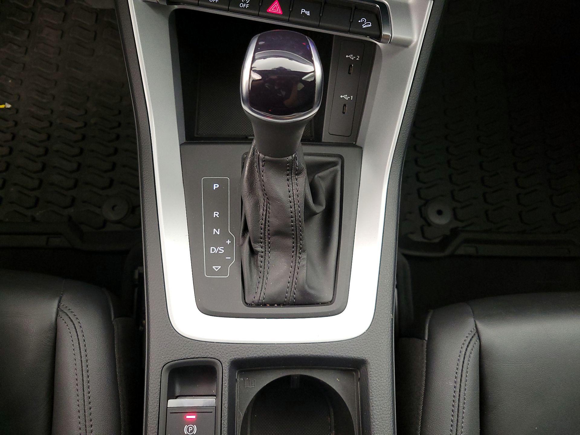 Thumbnail: 2022 Audi Q3 - 17