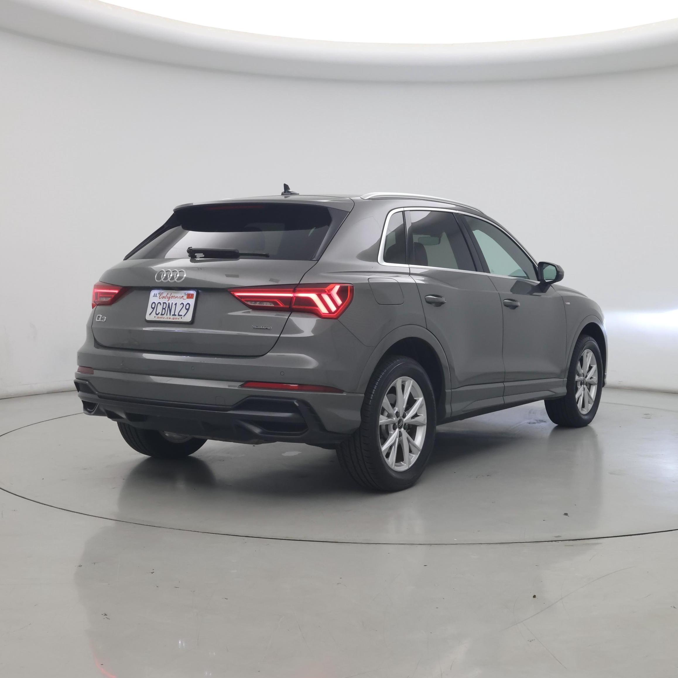 Thumbnail: 2022 Audi Q3 - 8