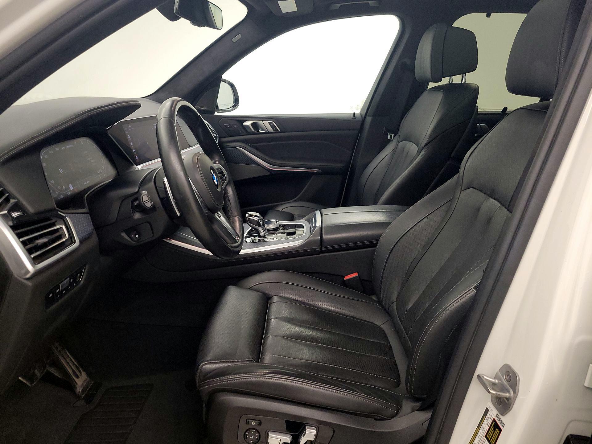 Thumbnail: 2020 BMW X5 - 11