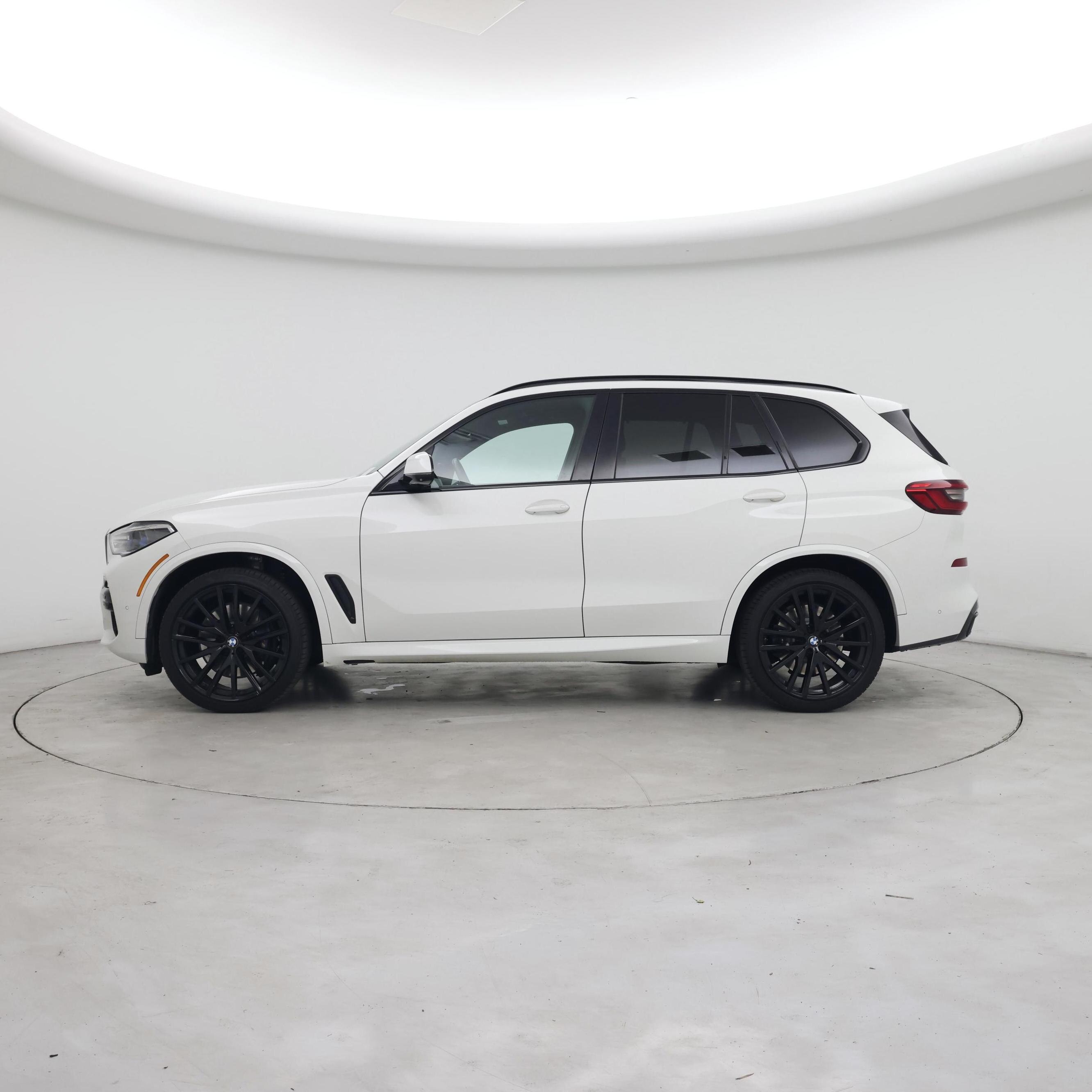 Thumbnail: 2020 BMW X5 - 3